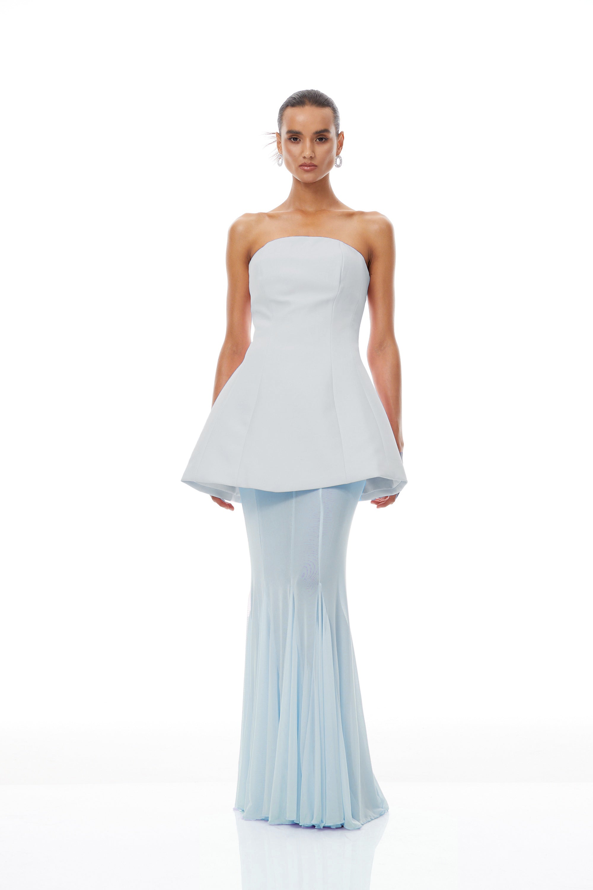 مجموعة فستان كورساج أسود و تنورة شبكية من ميلاني