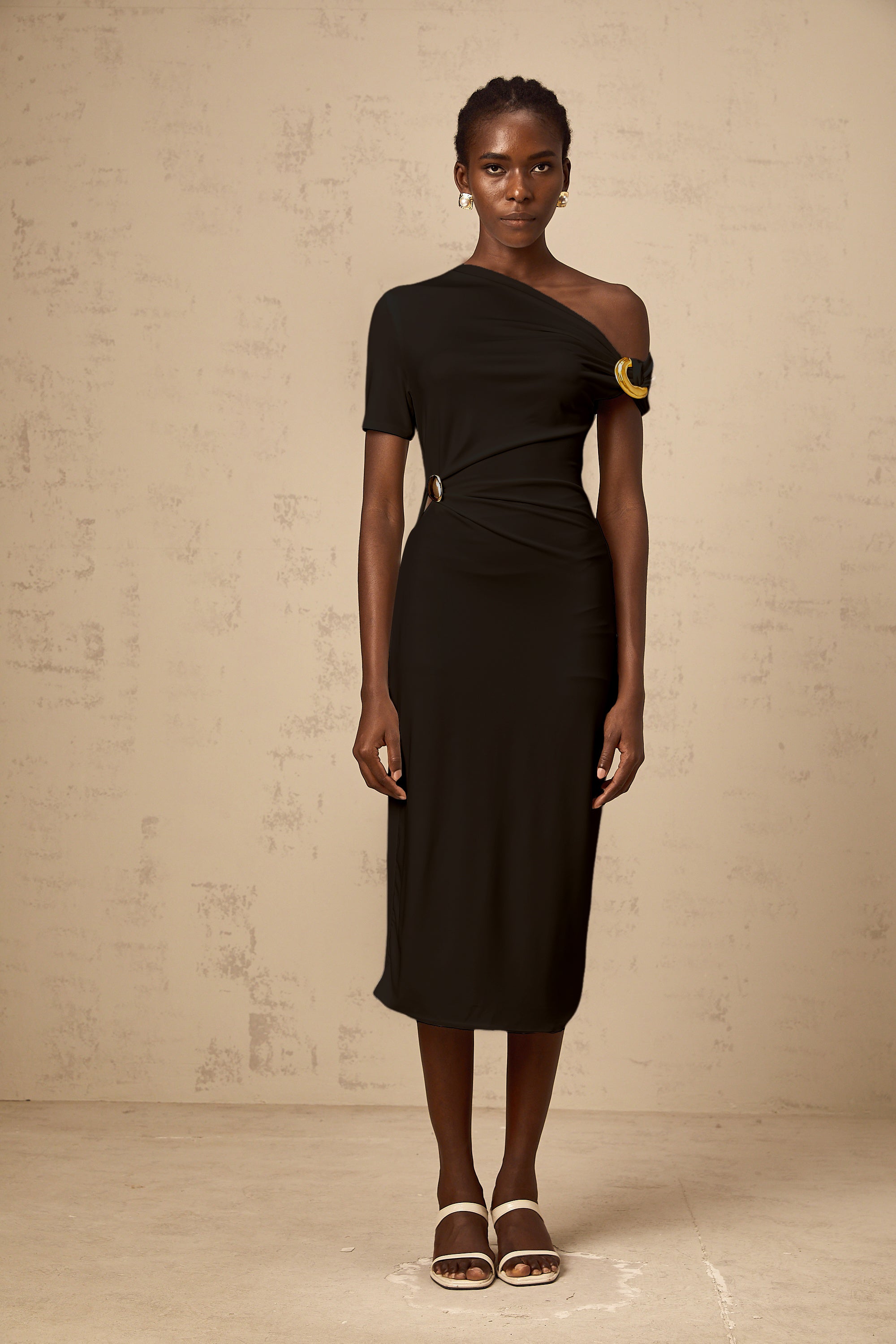 Béryl Black Asymmetrical Buckle Midi Dress