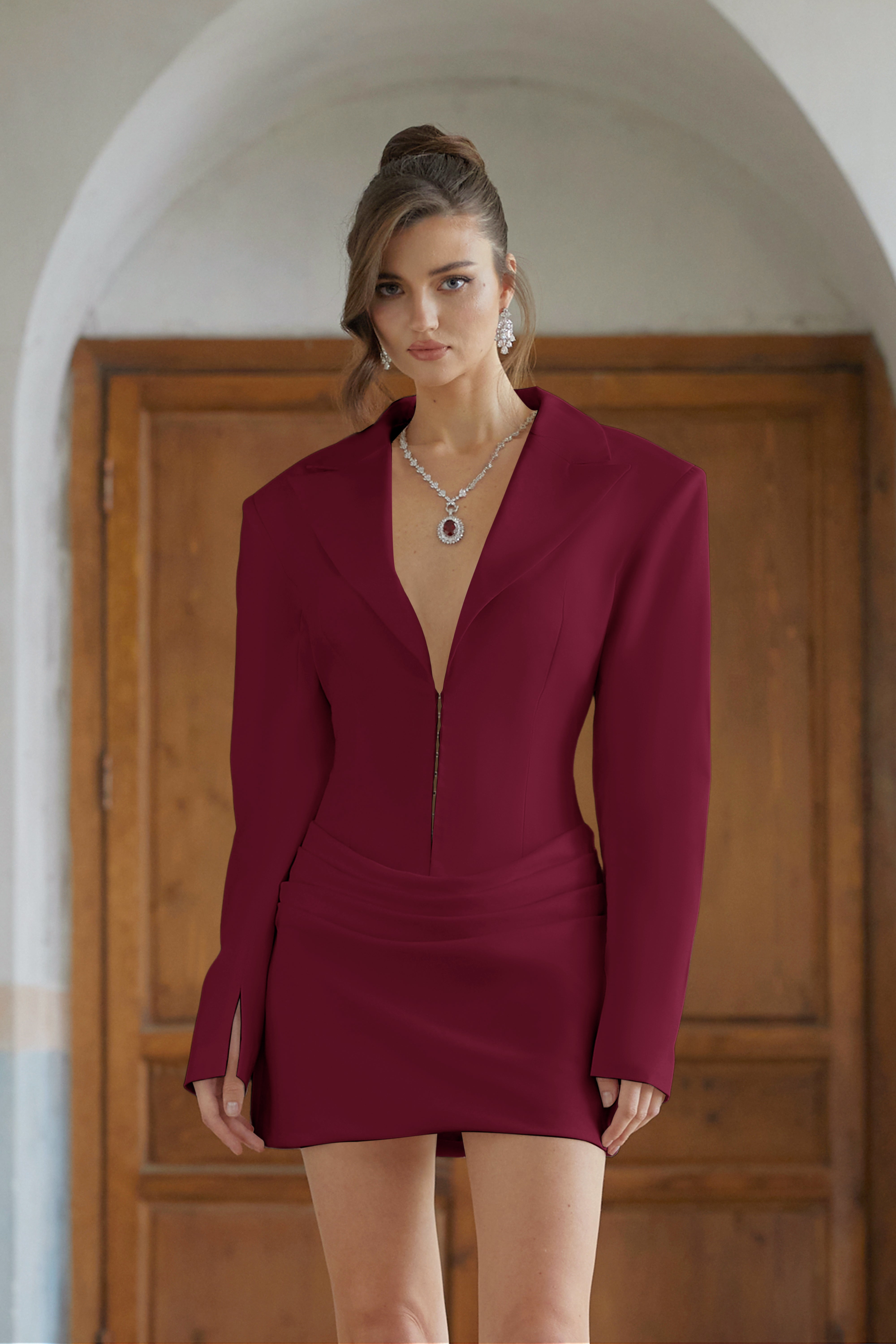 Rosette Burgunderfarbenes Blazer-Minikleid mit Raffungen