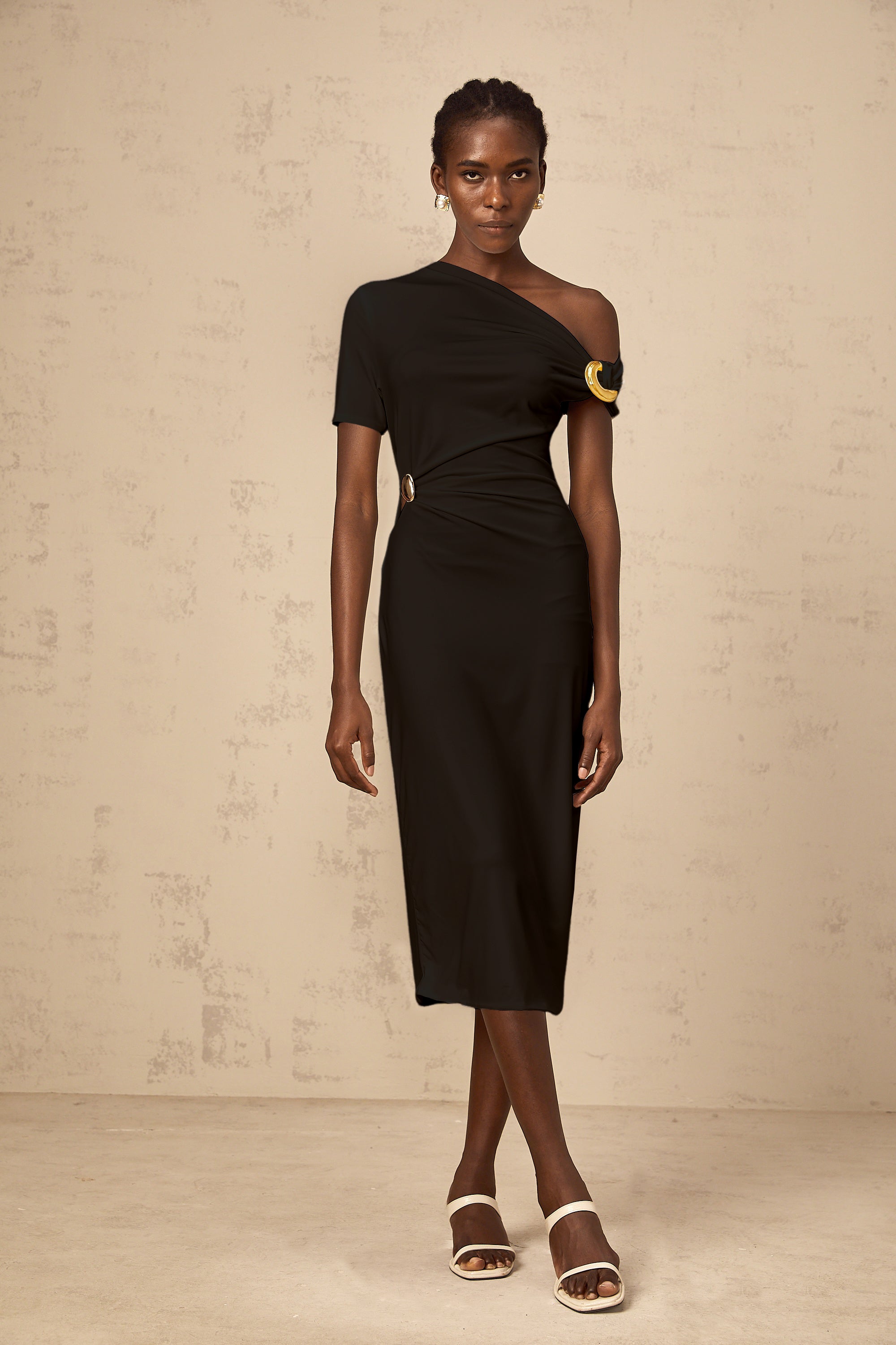 Béryl Black Asymmetrical Buckle Midi Dress