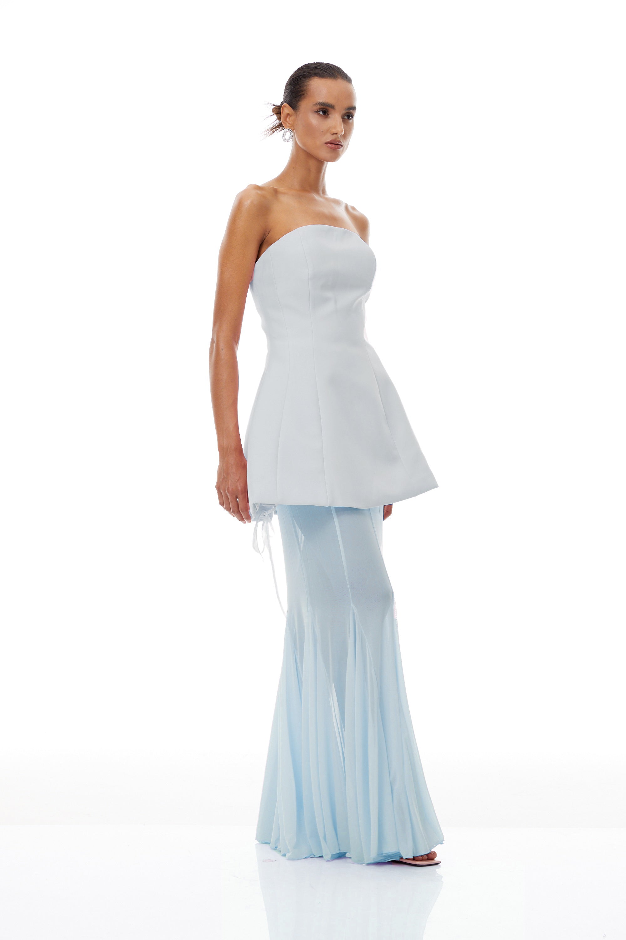 مجموعة فستان كورساج أسود و تنورة شبكية من ميلاني