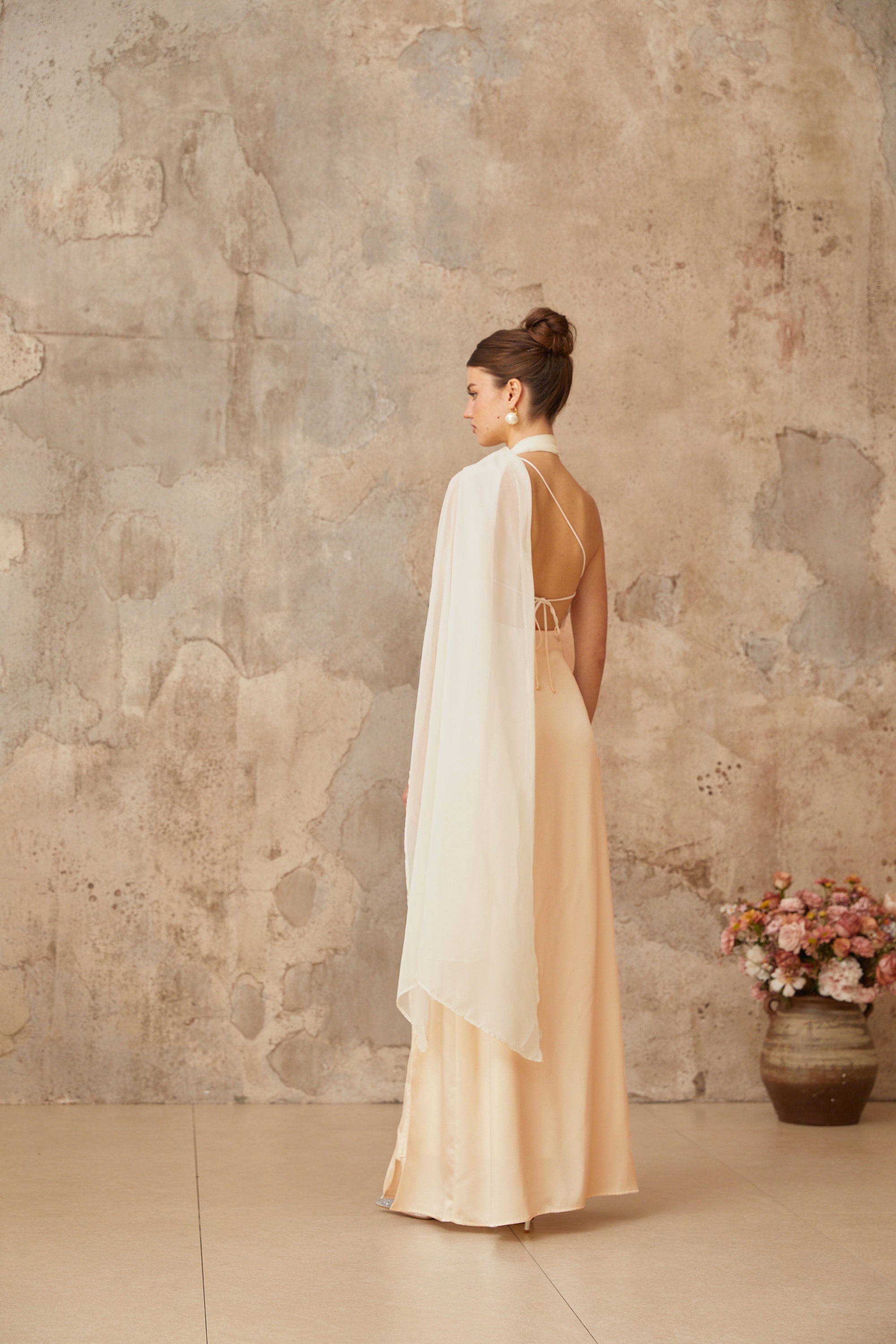 Thérèse neutral scarf-design satin maxi dress
