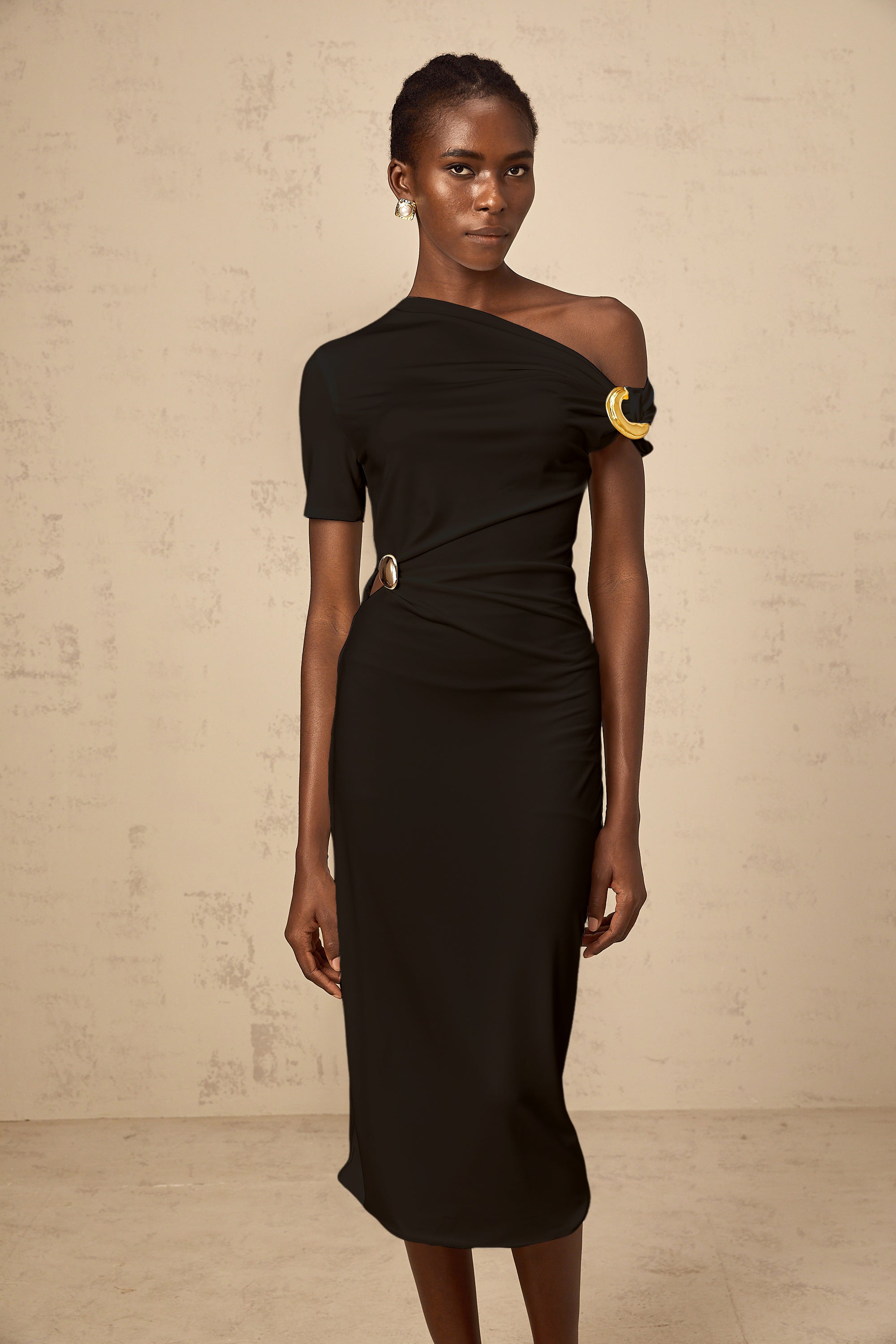 Béryl Black Asymmetrical Buckle Midi Dress