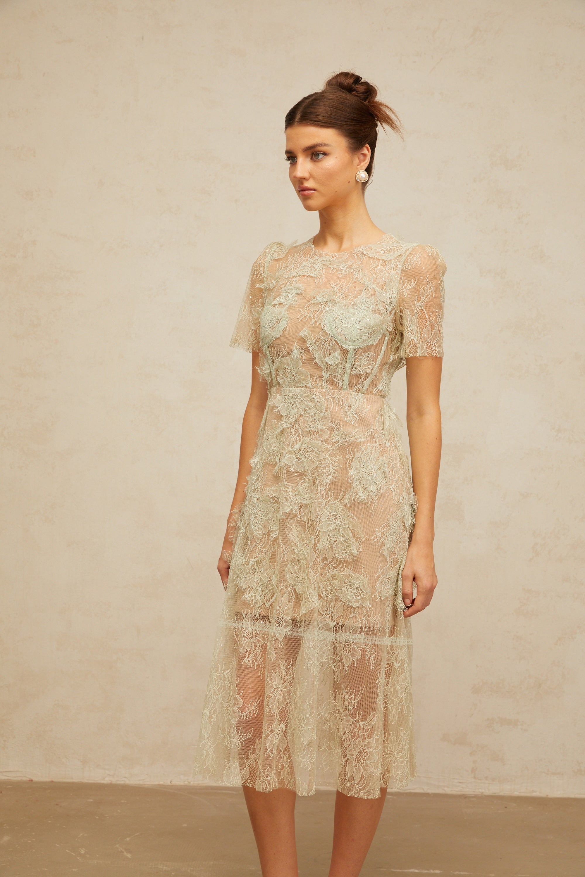 Ivana – Grünes Mini-Hemdkleid mit Spitzeneinsatz