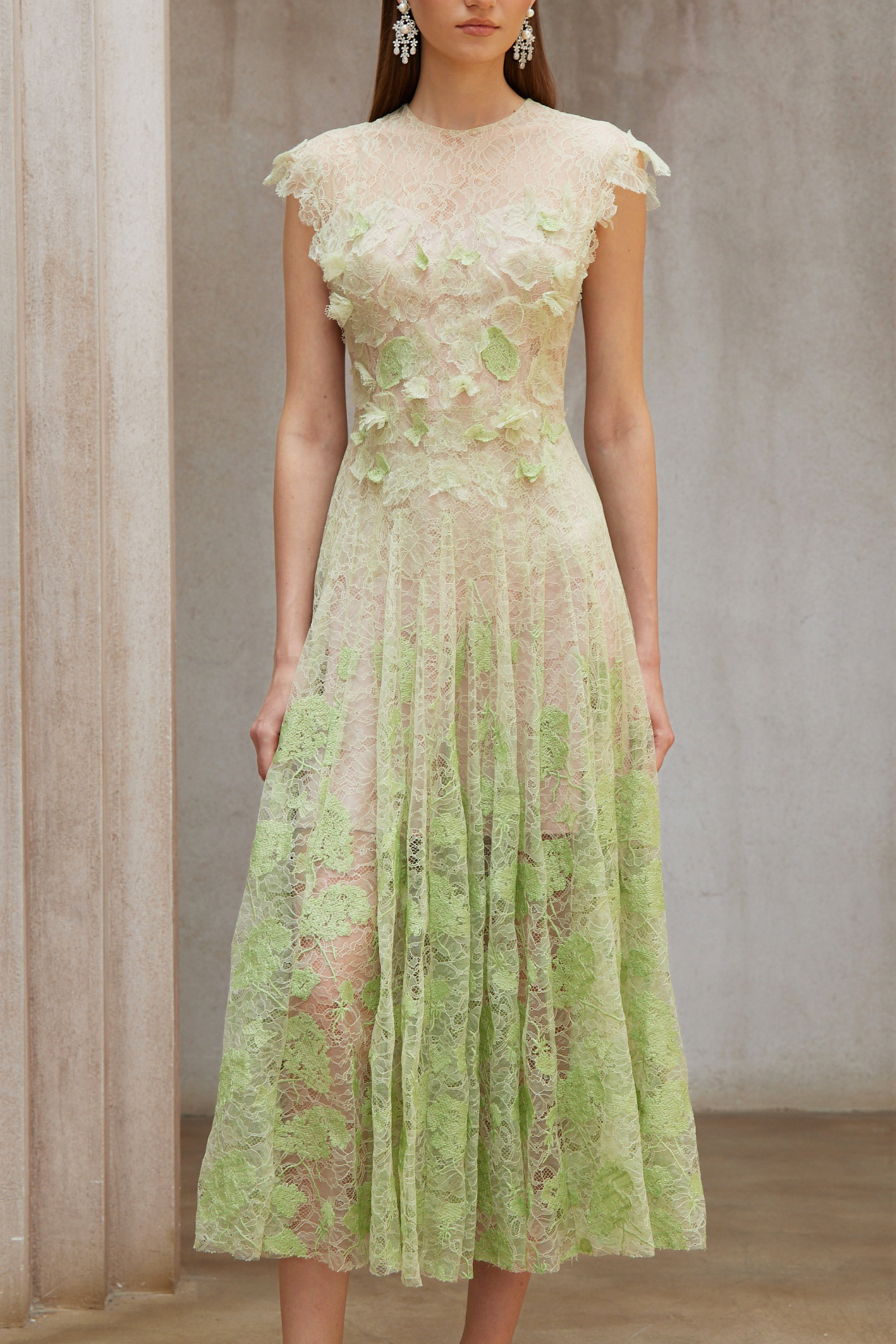 Béryl Green Floral Lace Midi Dress