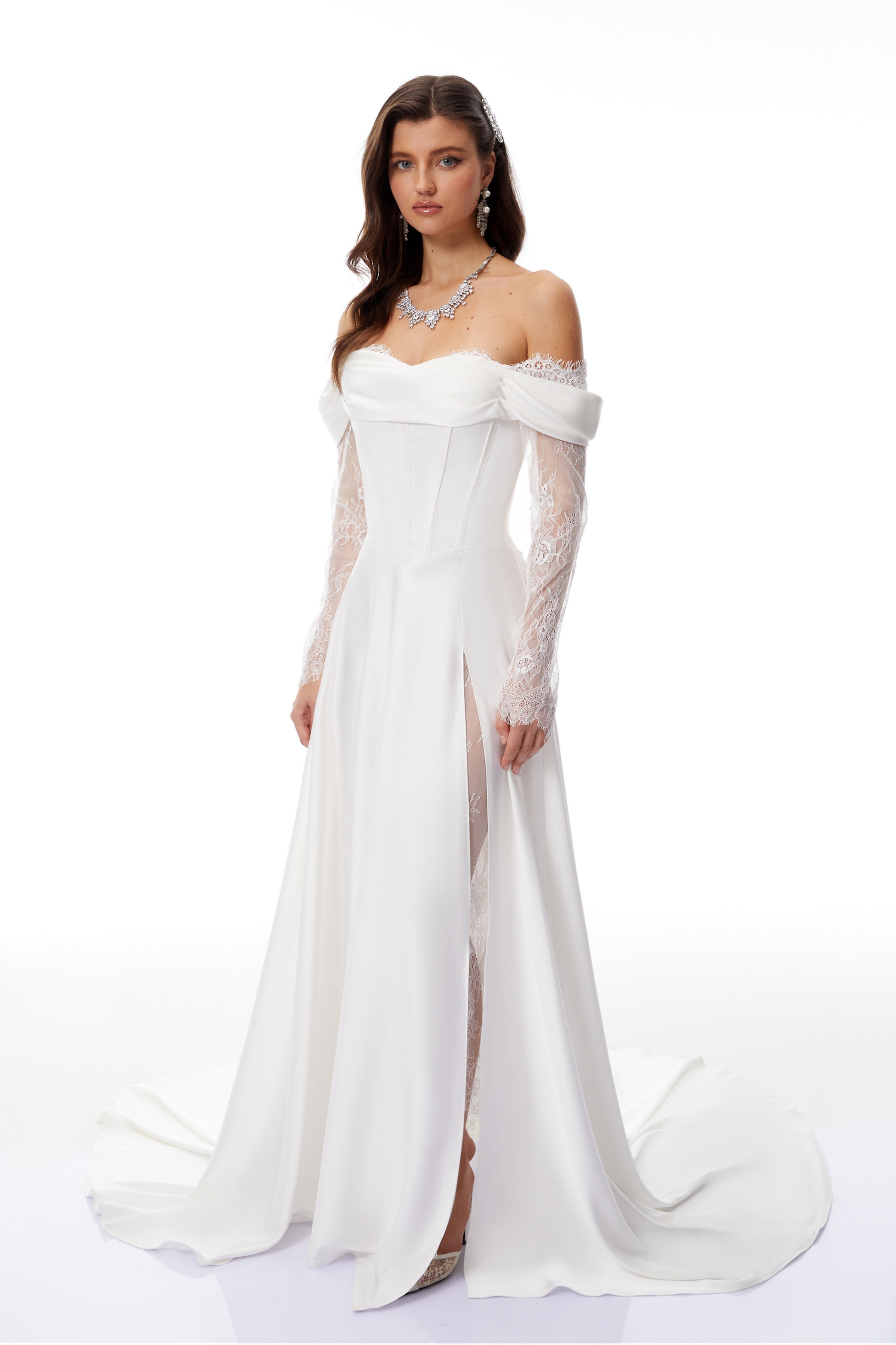 Víctor White Off-Shoulder Lace Panel Maxi Dress