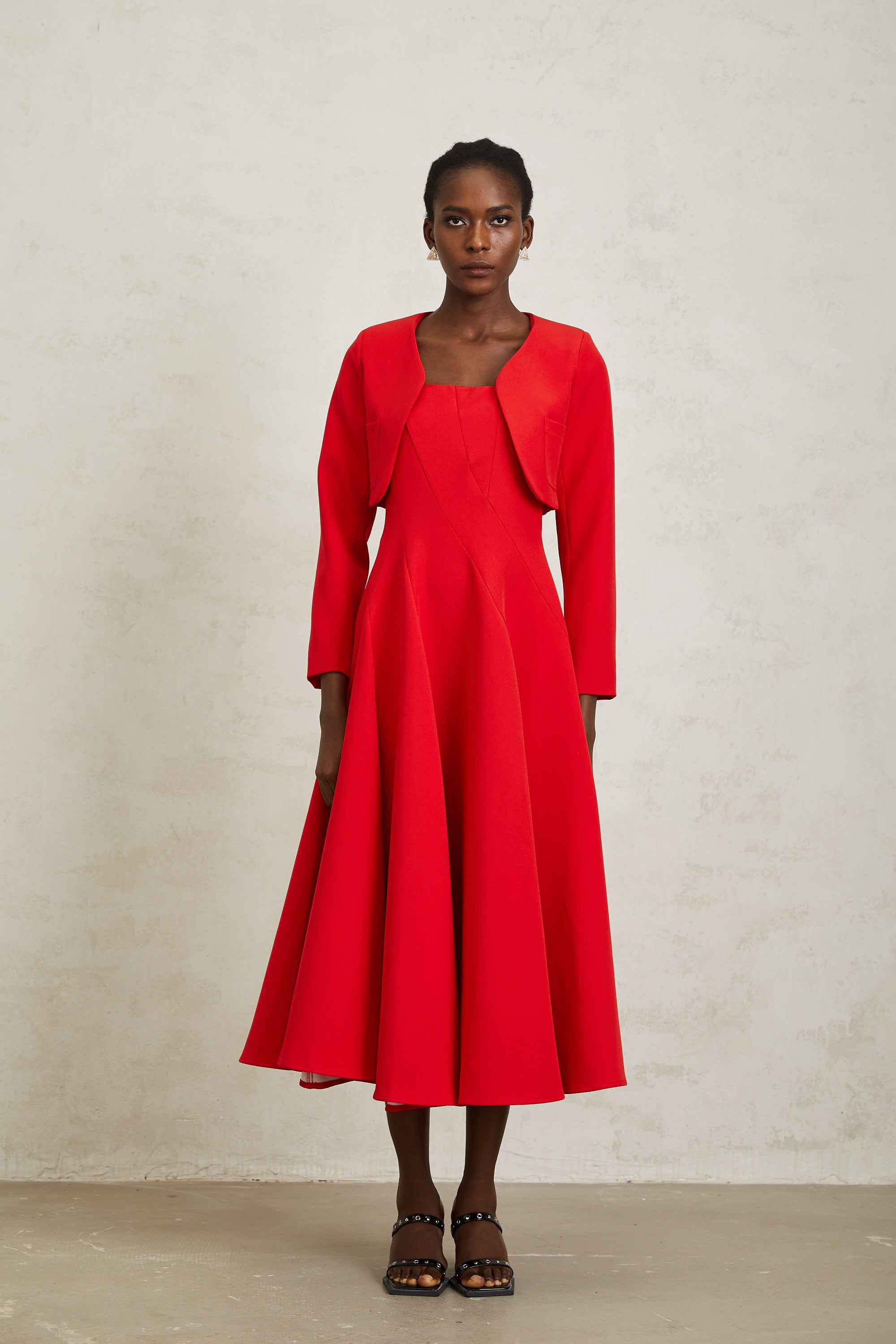 Patricia – Rotes Set aus kurzer Jacke und Kleid