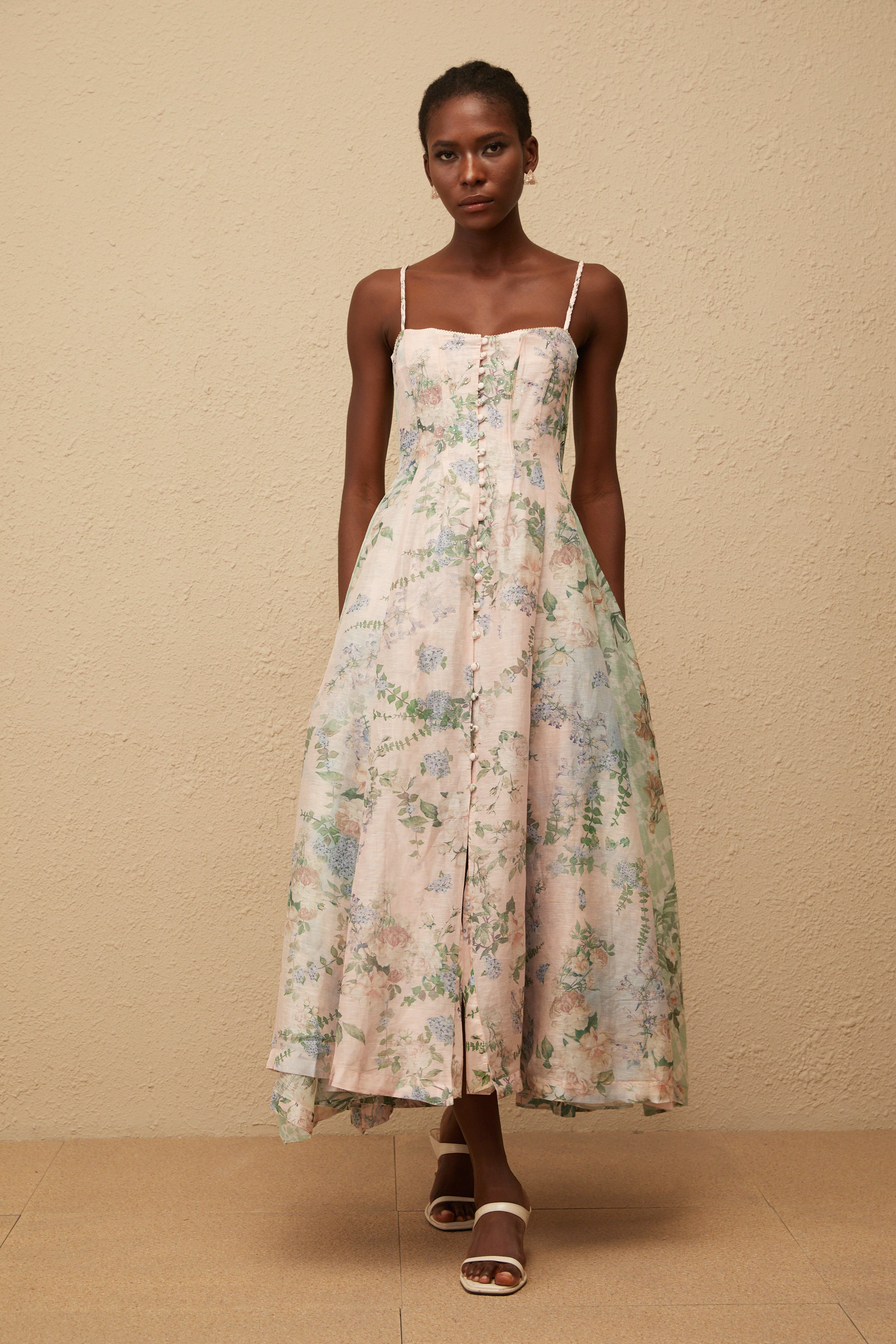 Aurore, Rosa Maxikleid mit Blumenmuster