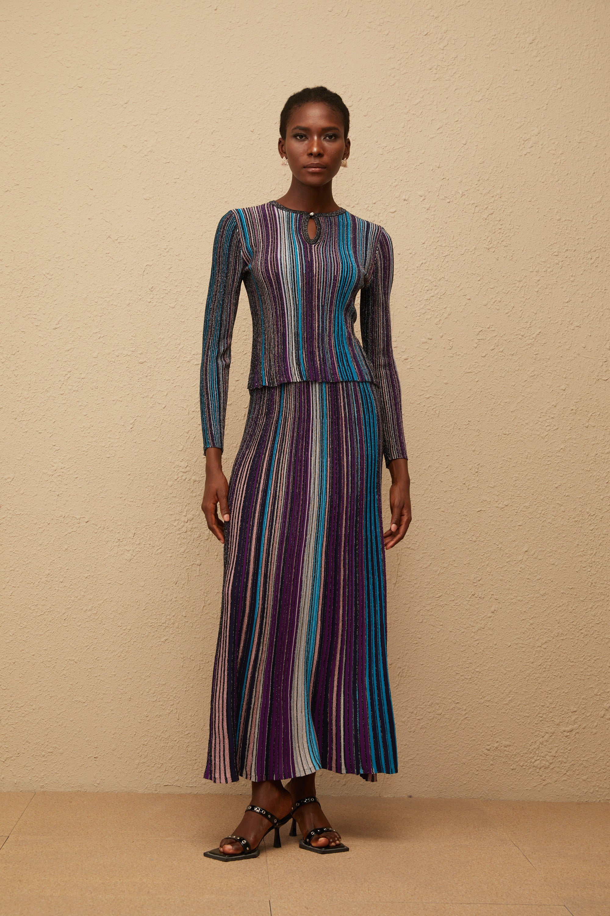 طقم أفروديت بلو اللامع المطوي المحبوك المطابق