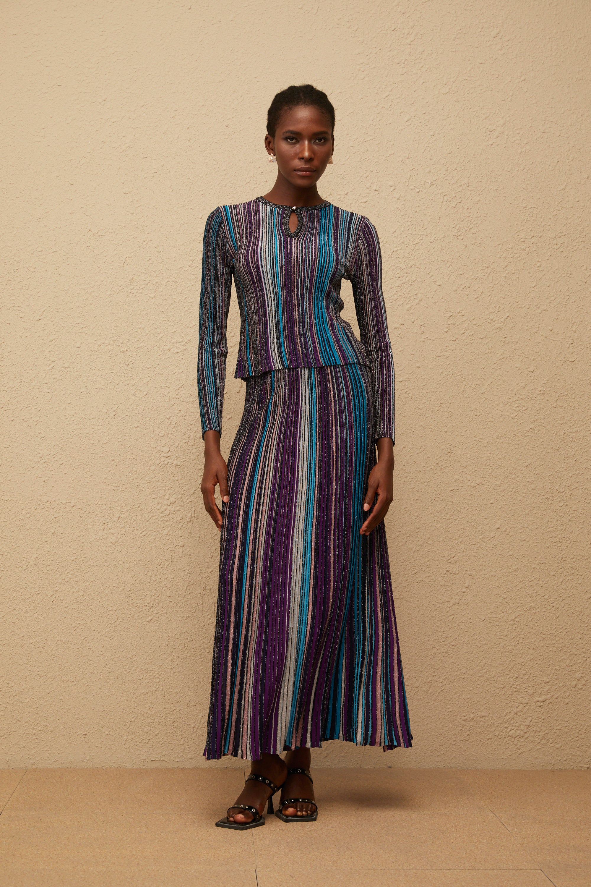 طقم أفروديت بلو اللامع المطوي المحبوك المطابق