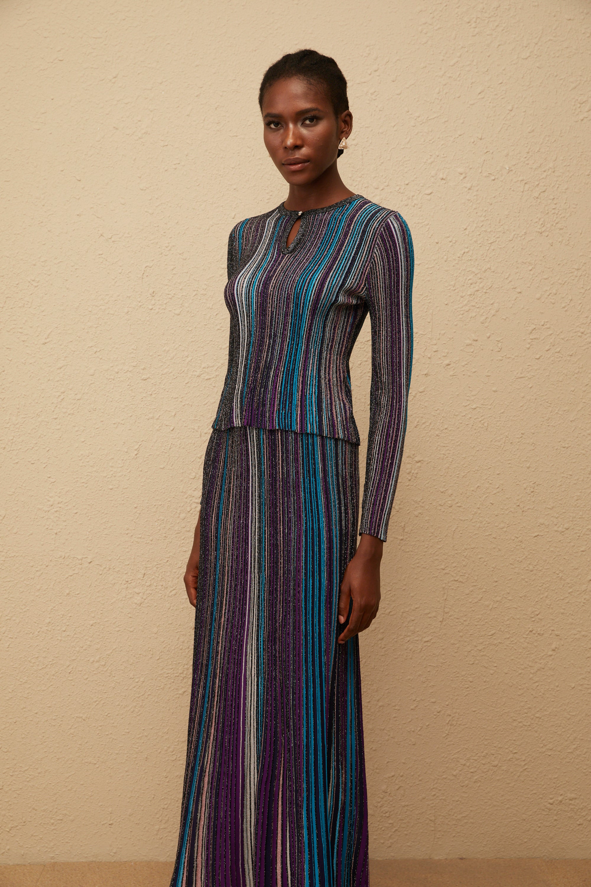 طقم أفروديت بلو اللامع المطوي المحبوك المطابق