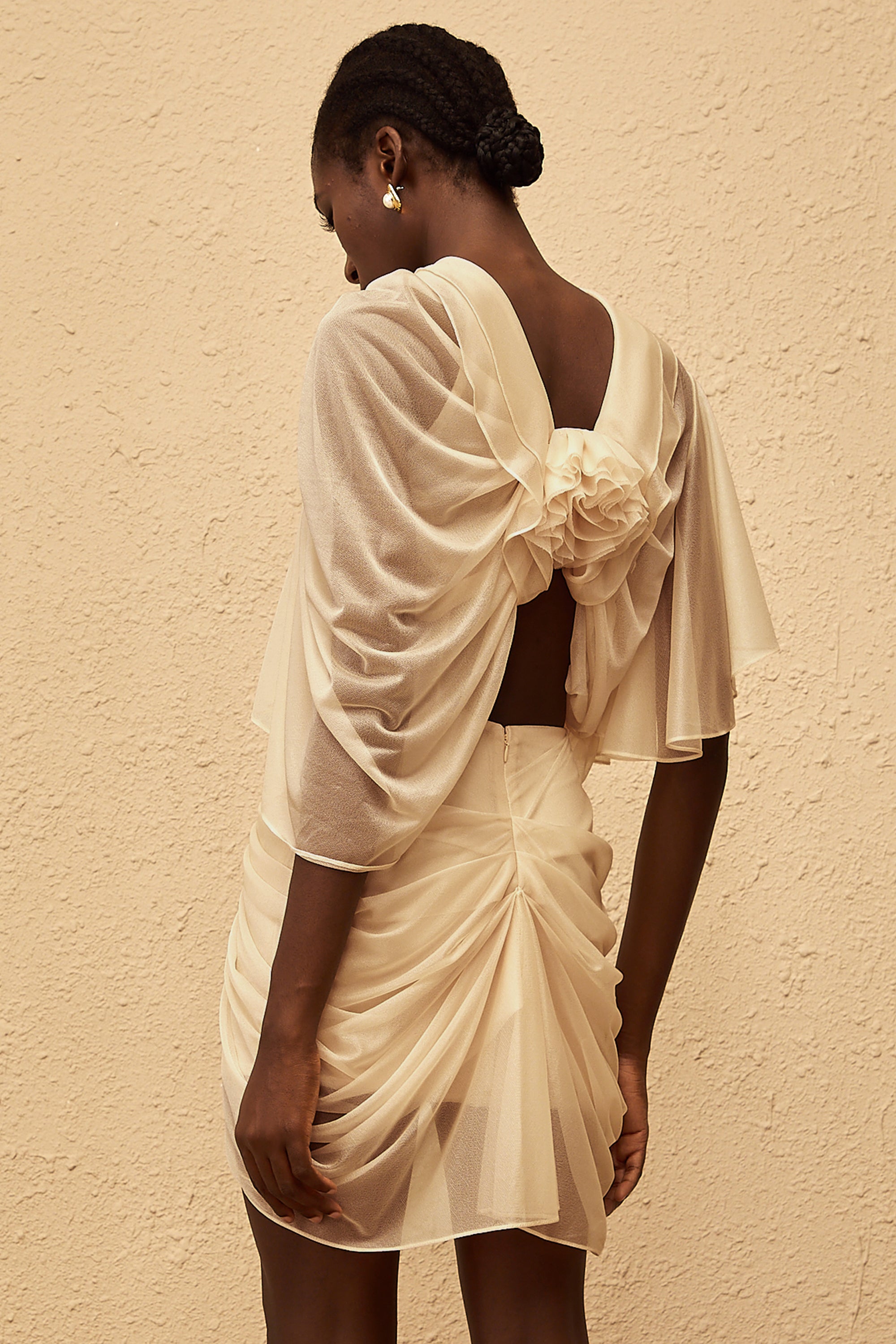 Pénombre Neutrales Set aus Oberteil und Rock aus gerafftem Tüll