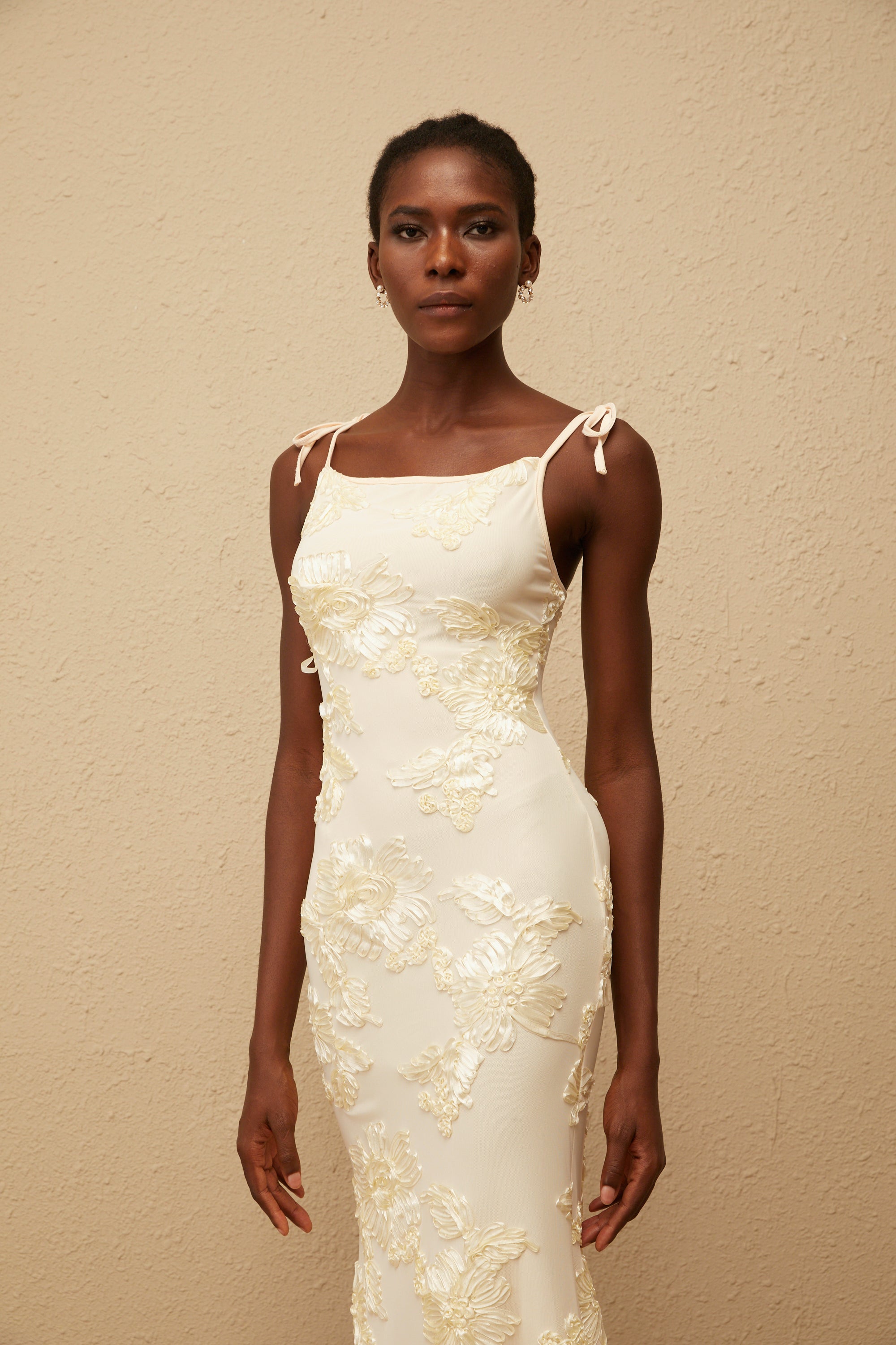 Énigme Neutral Jacquard Floral Maxi Dress (Final Sale-US Only)