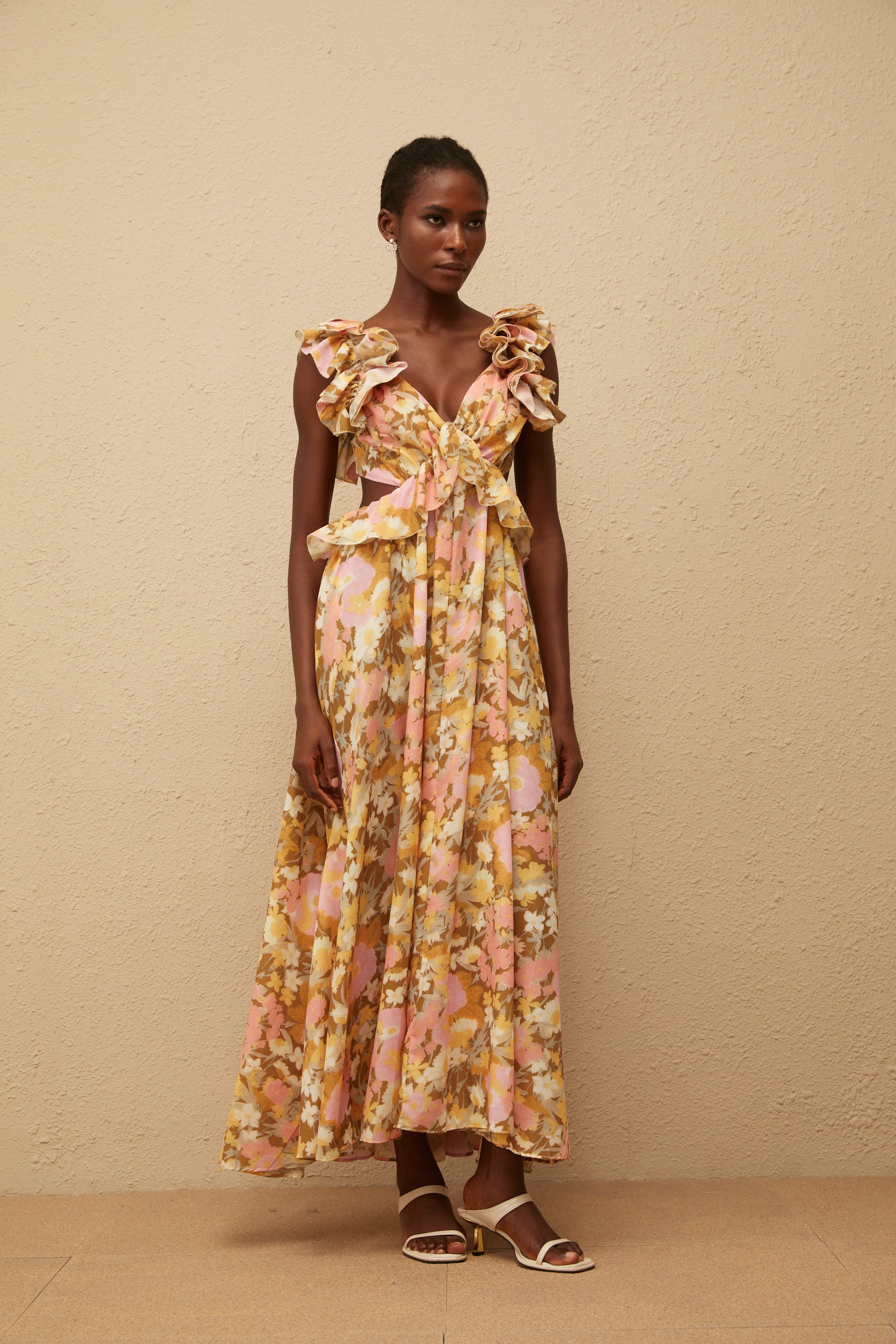 Adélaïde Open Back Floral Print Maxi Dress