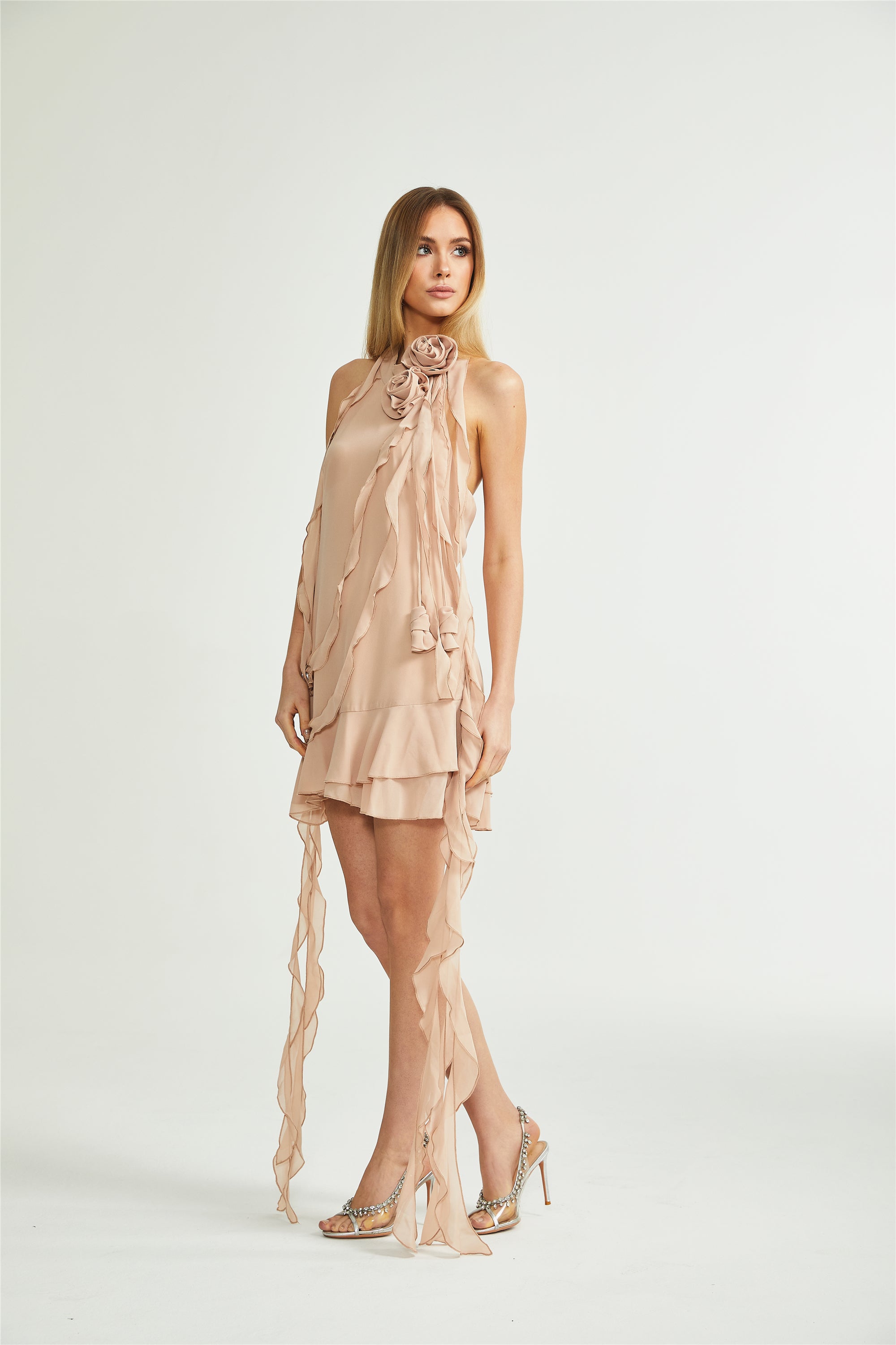 فستان Eloisee قصير غير متماثل مزهر