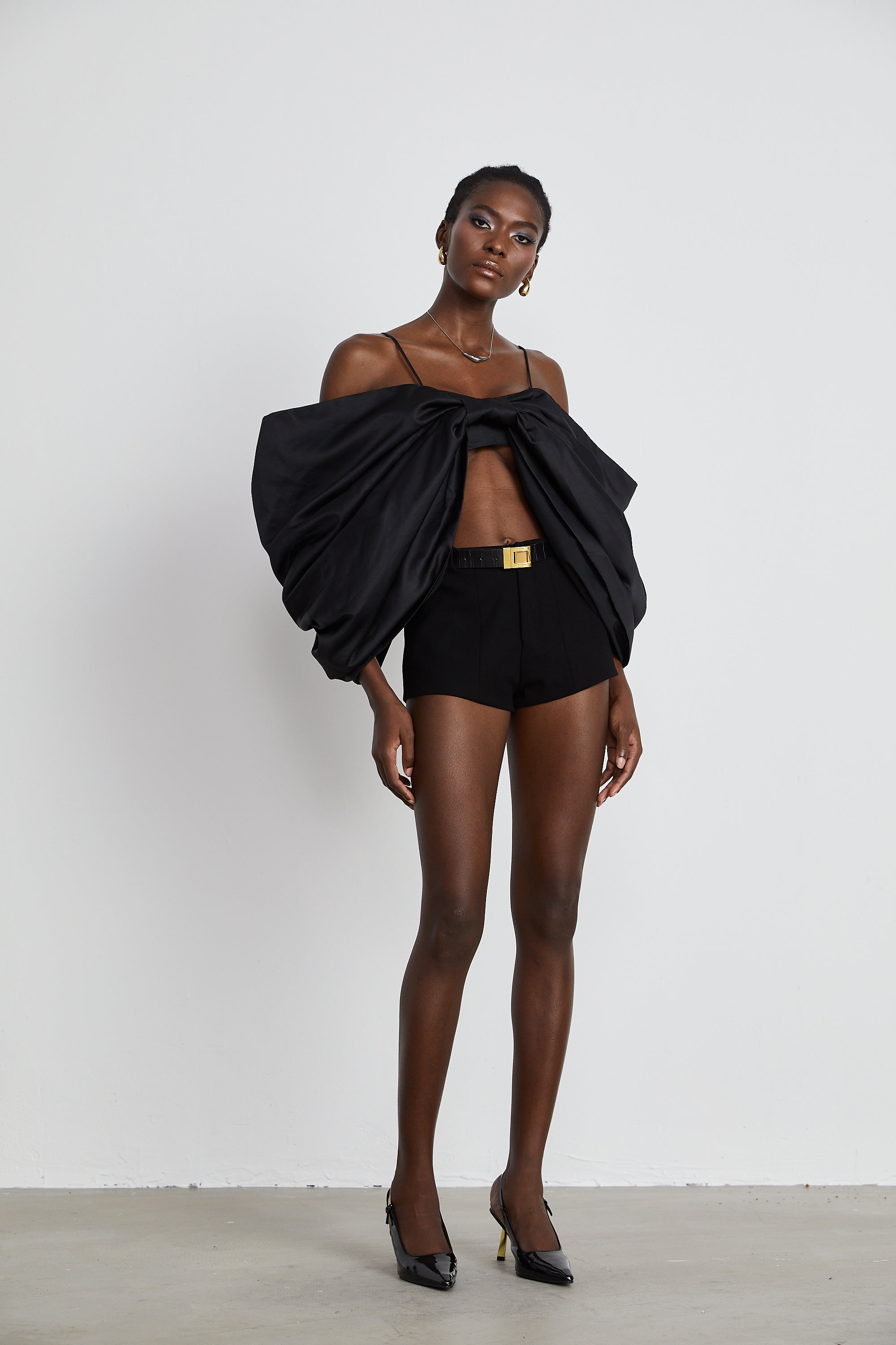 Solène bowknot scoop-back top in Black