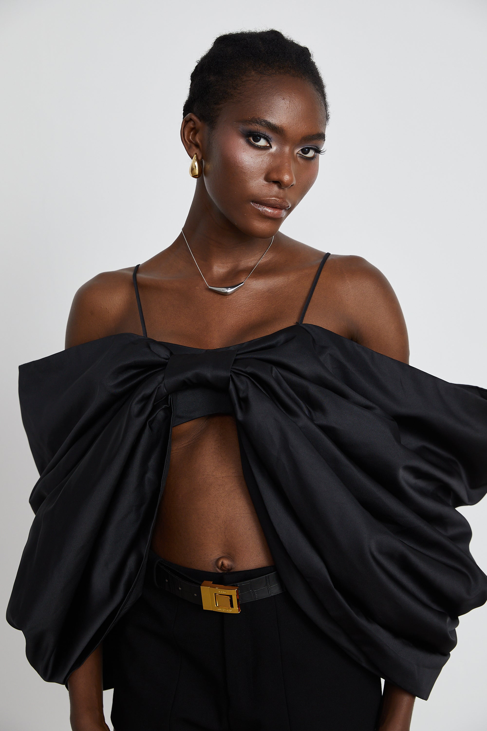 Solène bowknot scoop-back top in Black