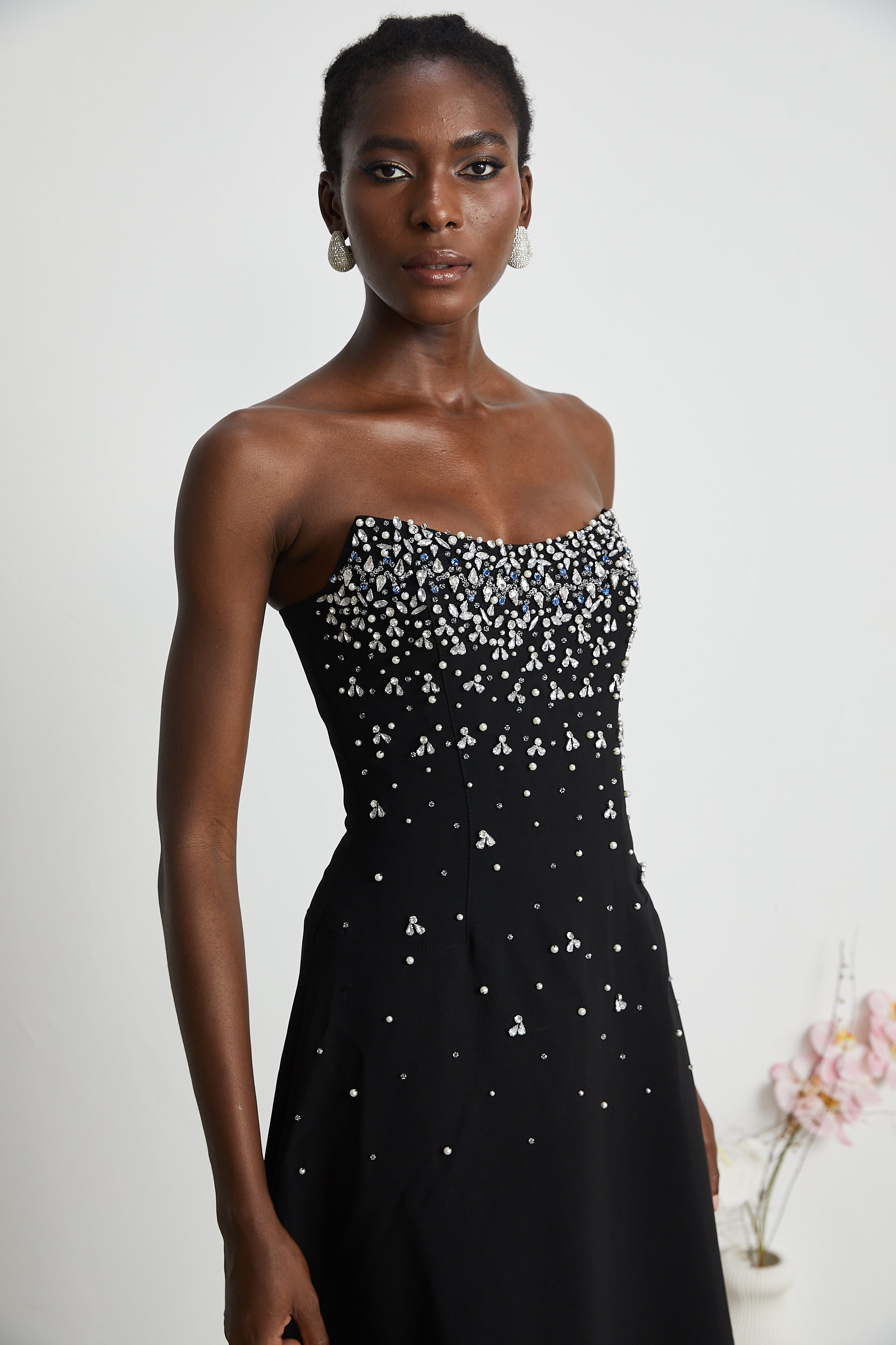 فستان ميليساندي ميدي مزين باللون الأسود