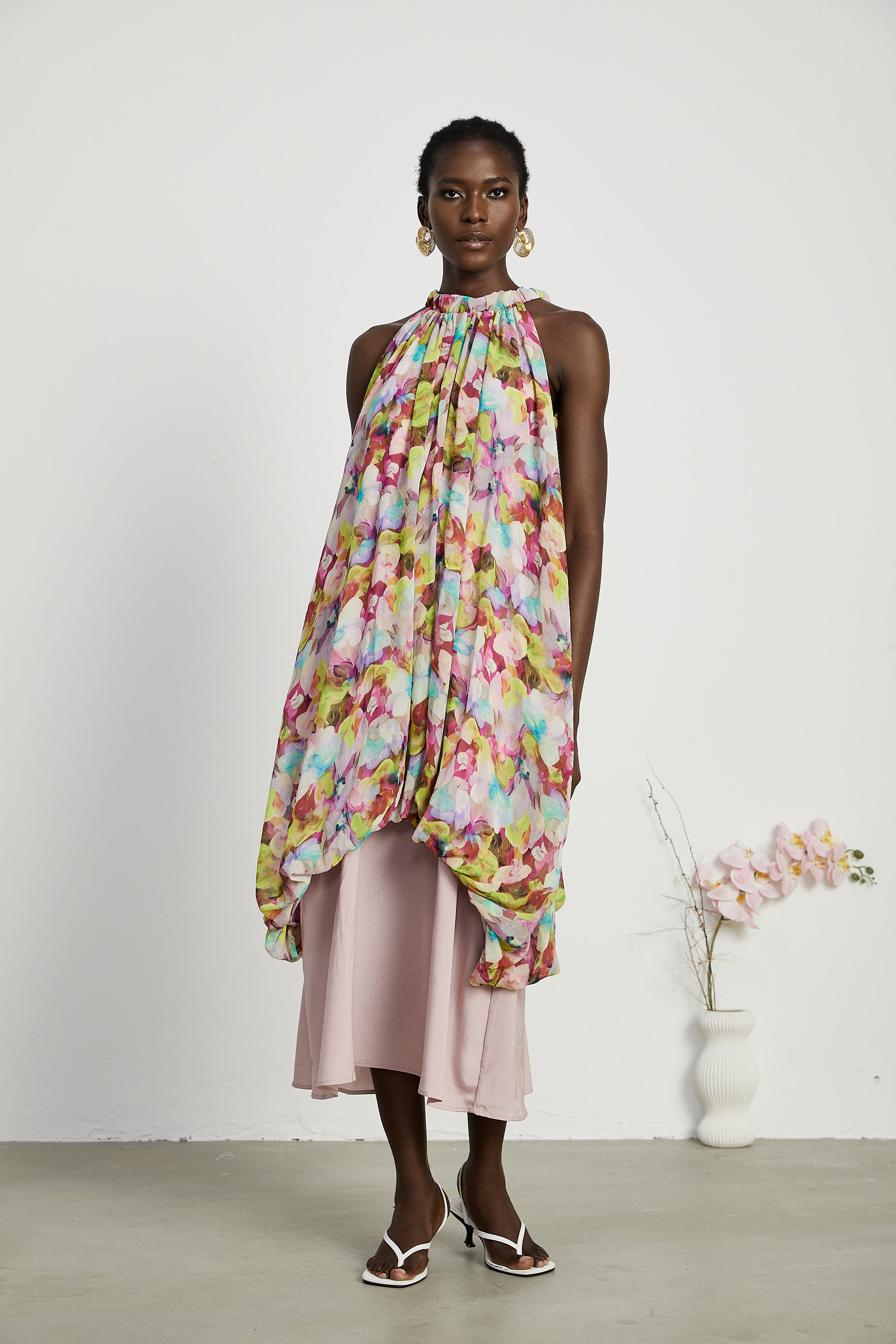 Robe midi sans manches à imprimé floral Gianina (Vente définitive - États-Unis uniquement)