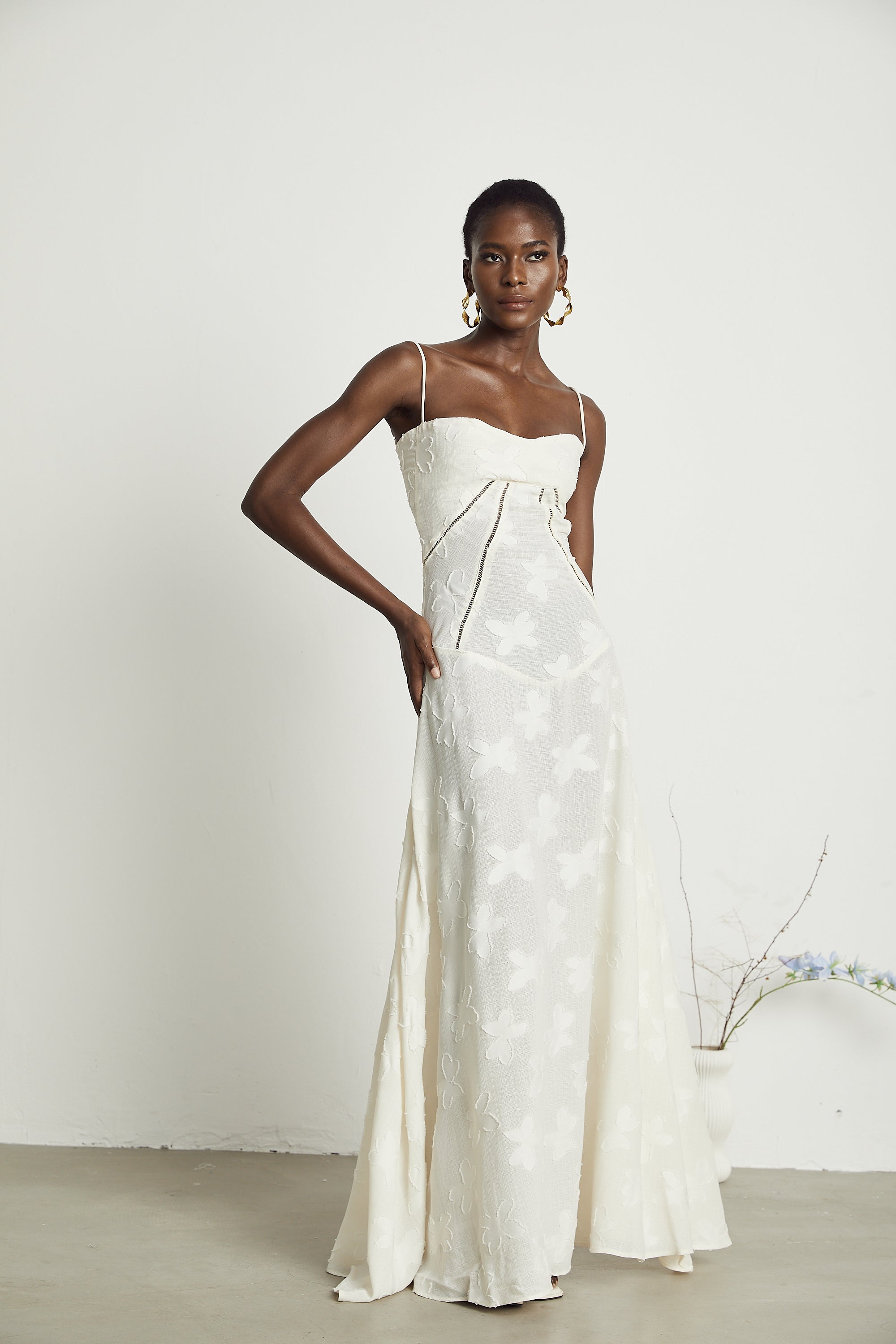 فستان ماكسي مزهر من أدبيلا