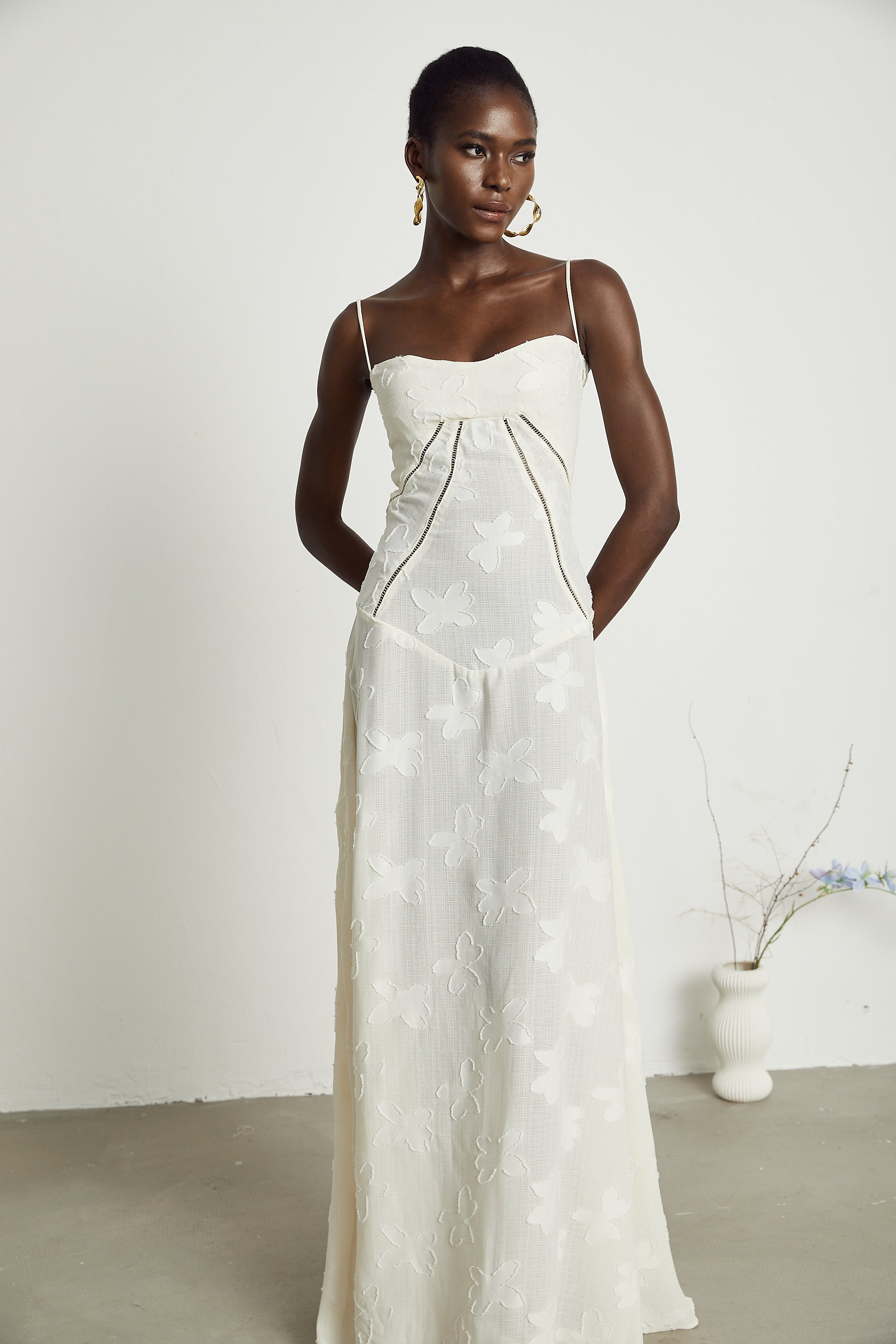 فستان ماكسي مزهر من أدبيلا