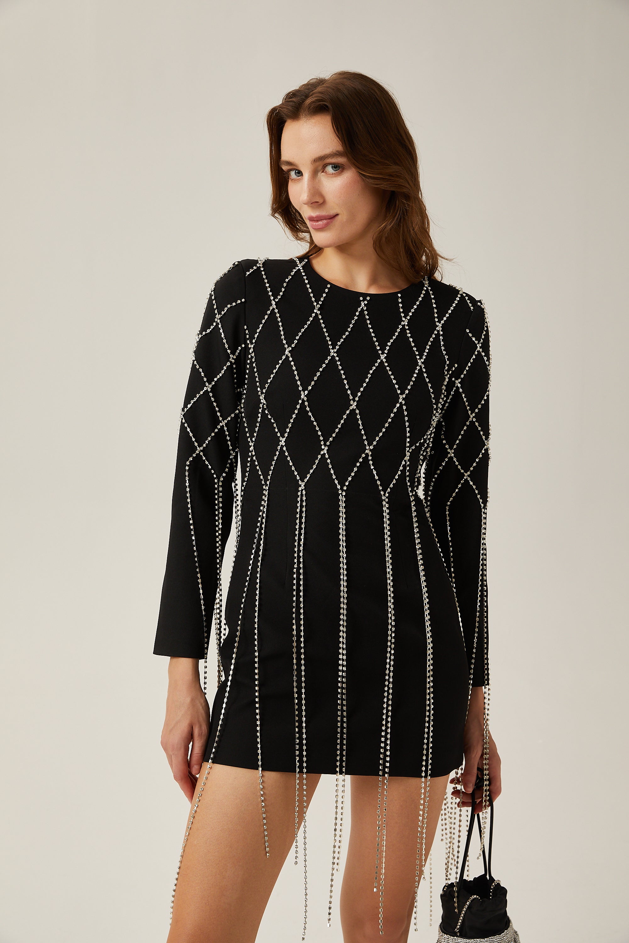 فستان ميرييل المصغر الأسود المرصع بالكريستال (بيع نهائي - الولايات المتحدة فقط)