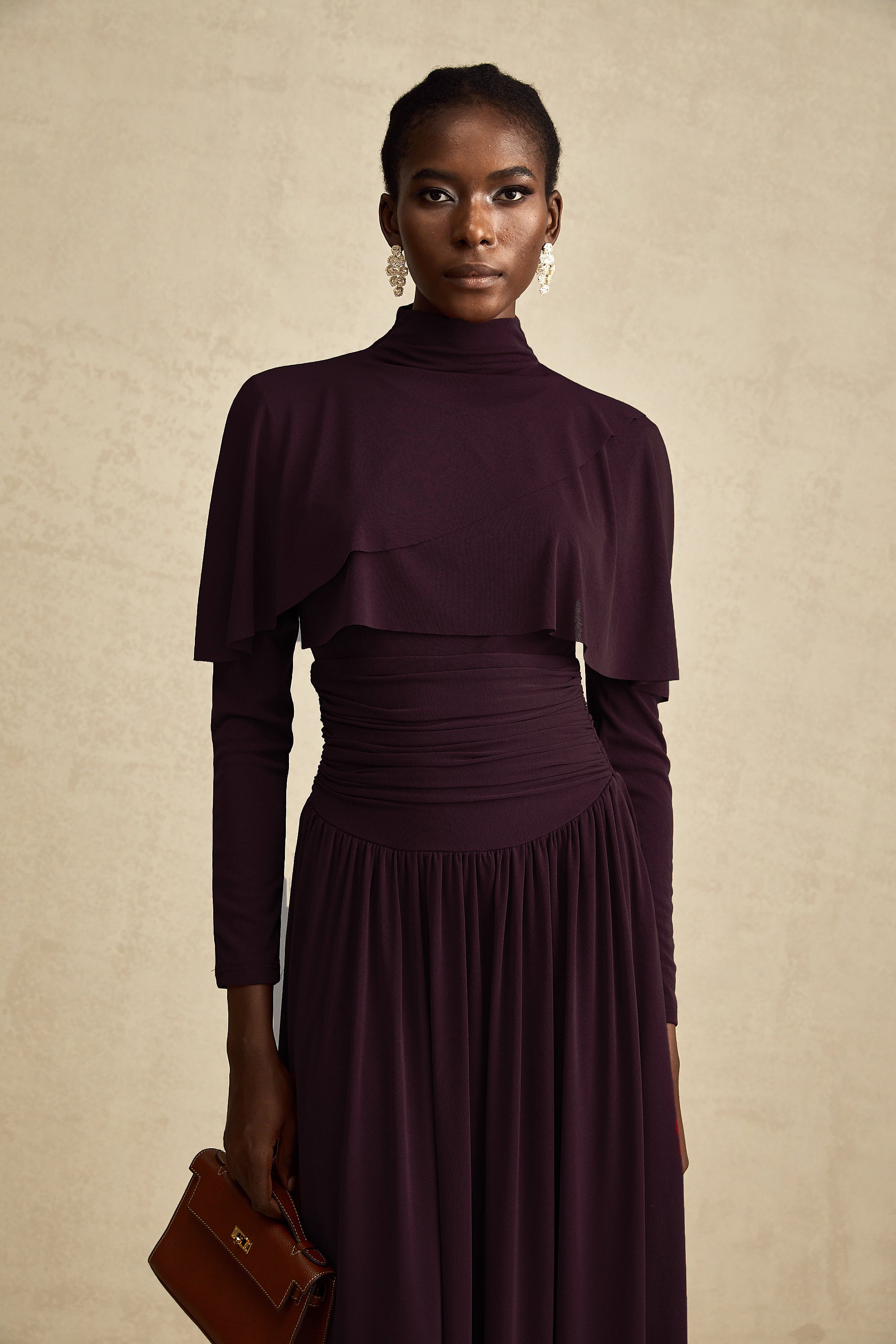 Camille – Rotes, gerüschtes Midikleid mit Klappendesign