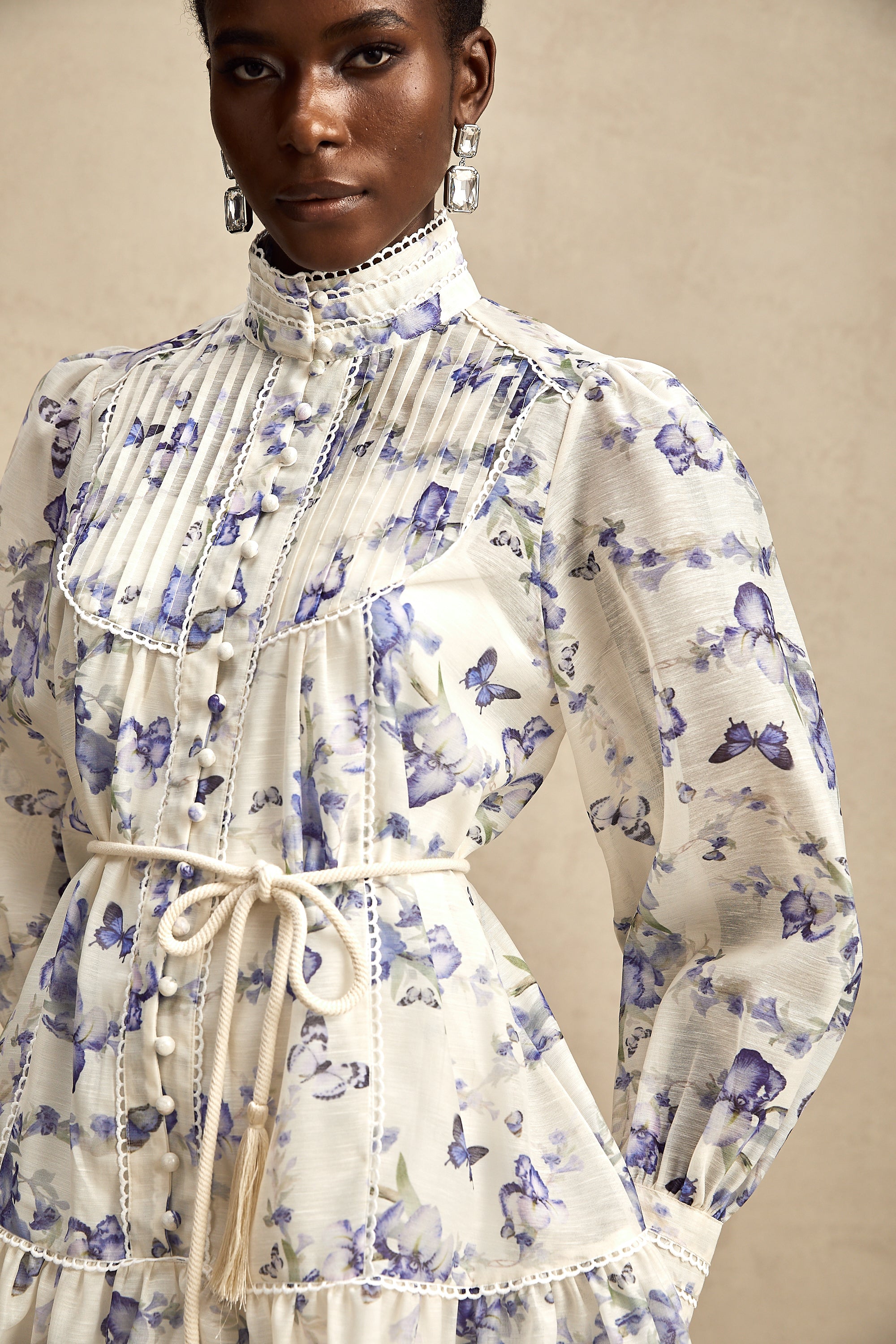 Ausgestelltes Chiffon-Minikleid Blandine mit Blumendruck