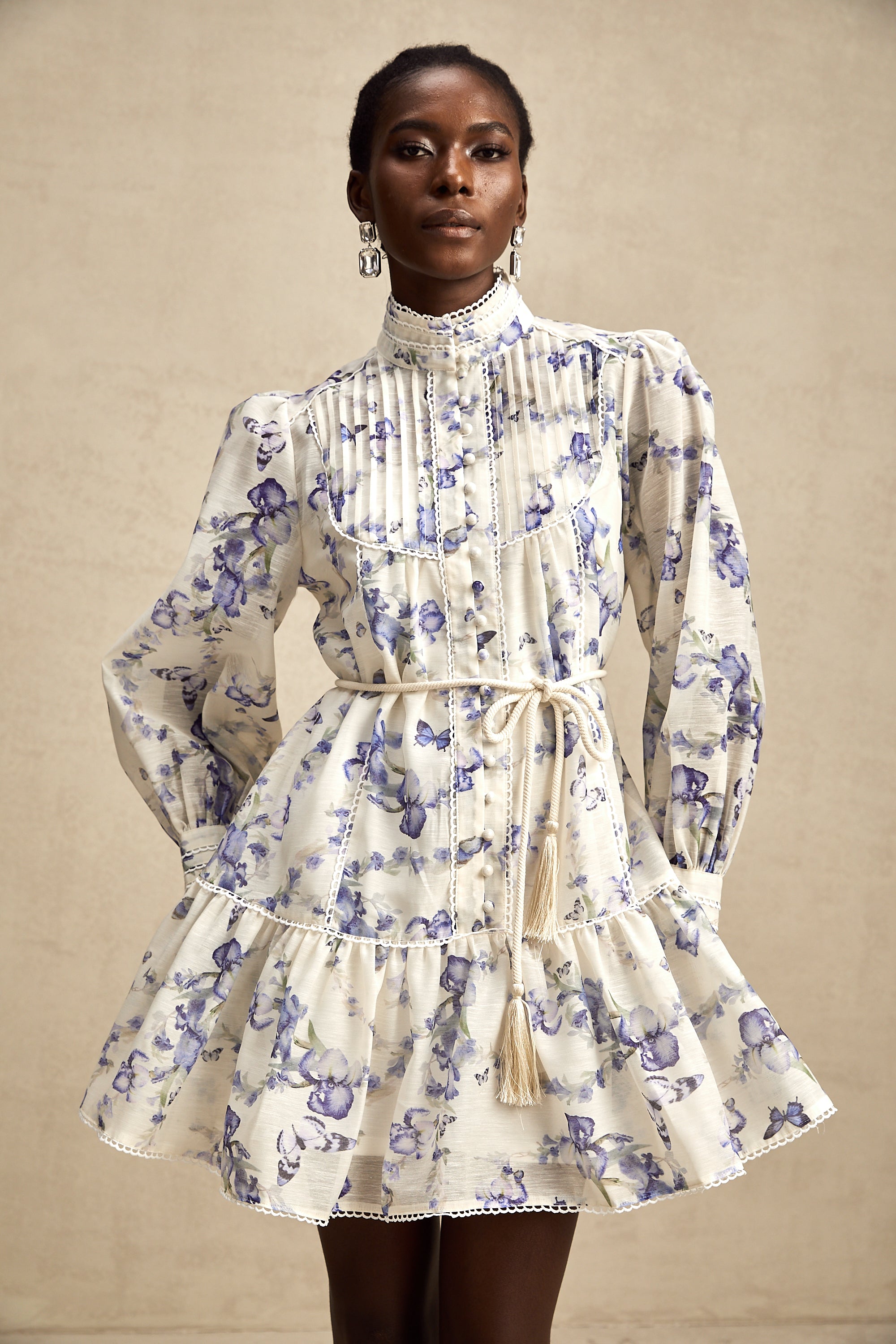 Ausgestelltes Chiffon-Minikleid Blandine mit Blumendruck