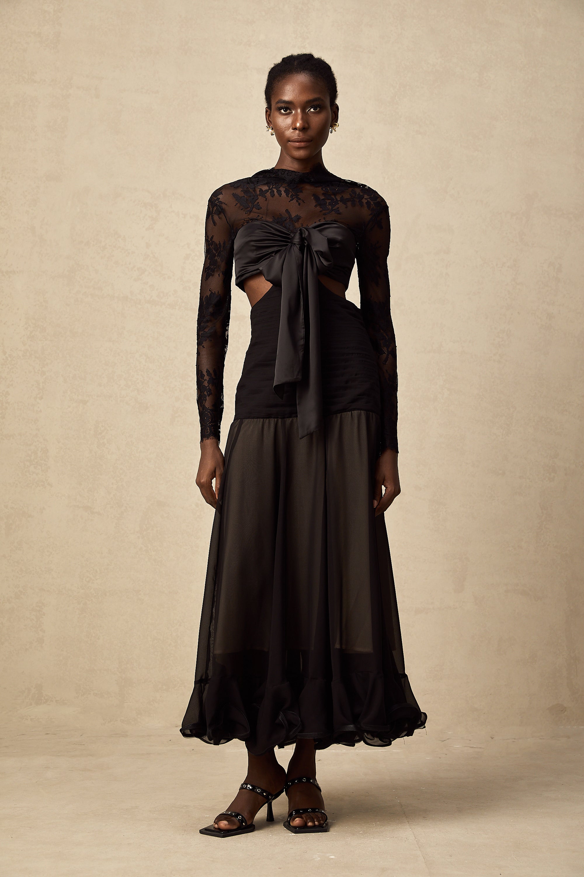 Maïwenn Maxikleid mit Einsätzen aus floraler Spitze