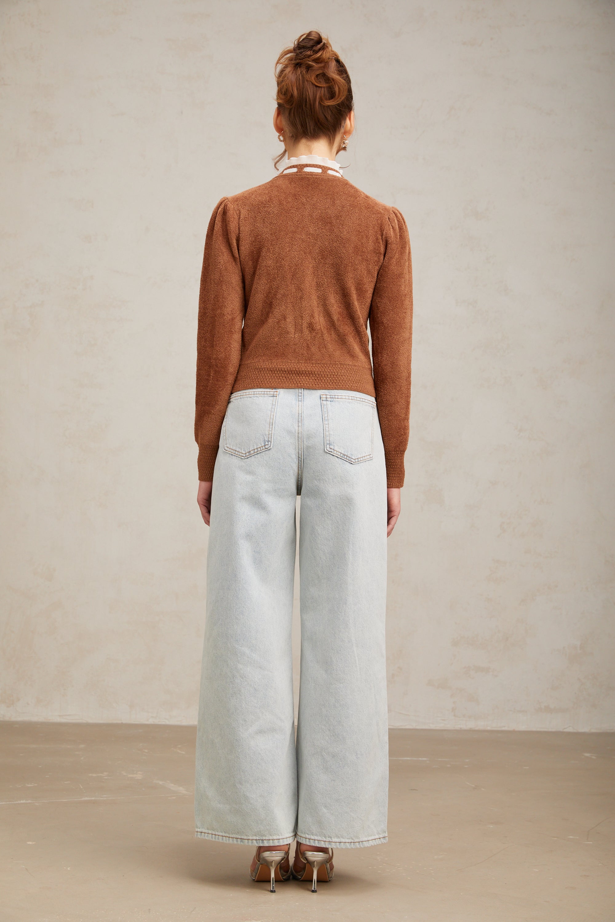 كارديجان محبوك مزين بكشكشة من Elisabetta باللون البني