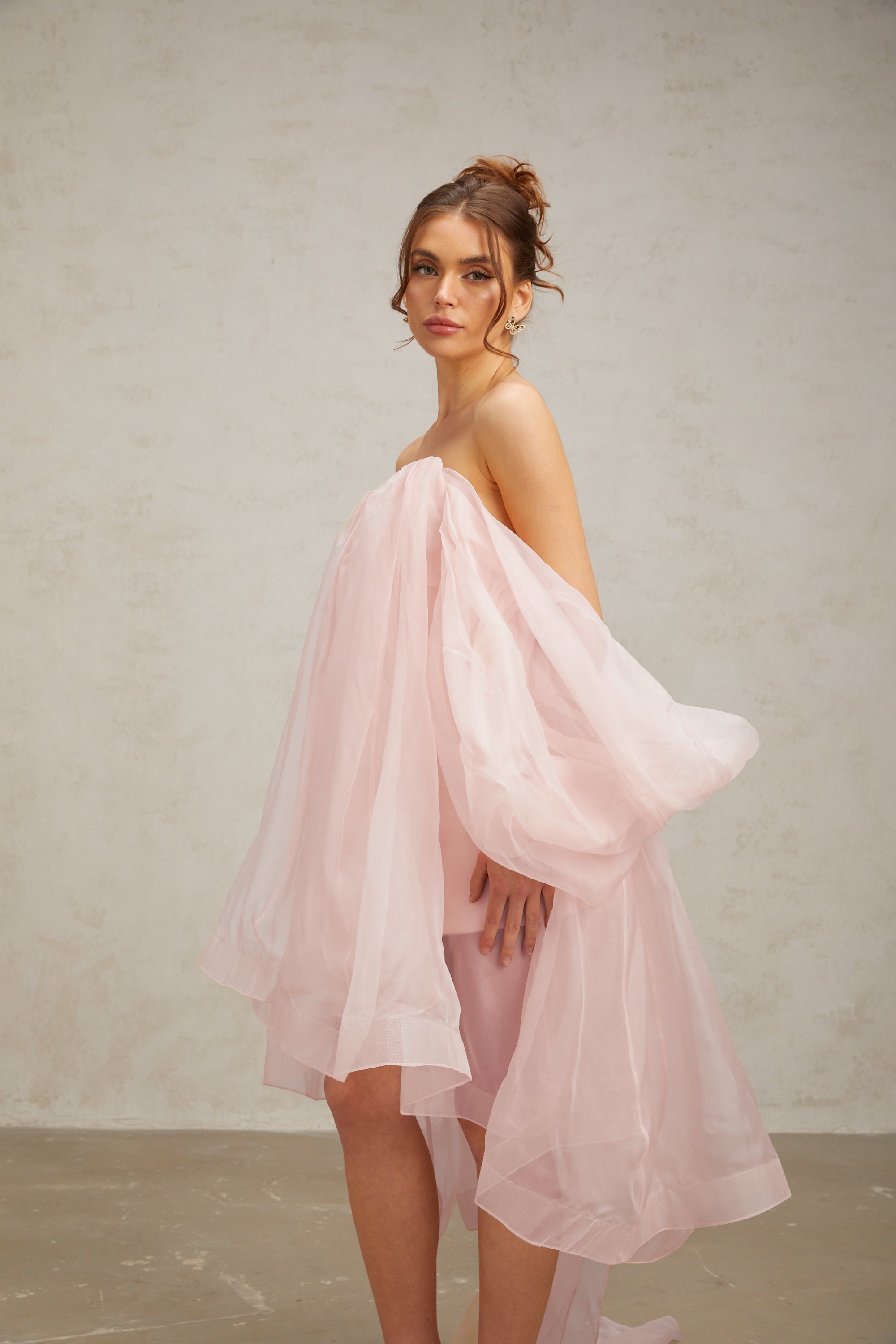 Élodie voluminöses Minikleid mit Schleifendetail