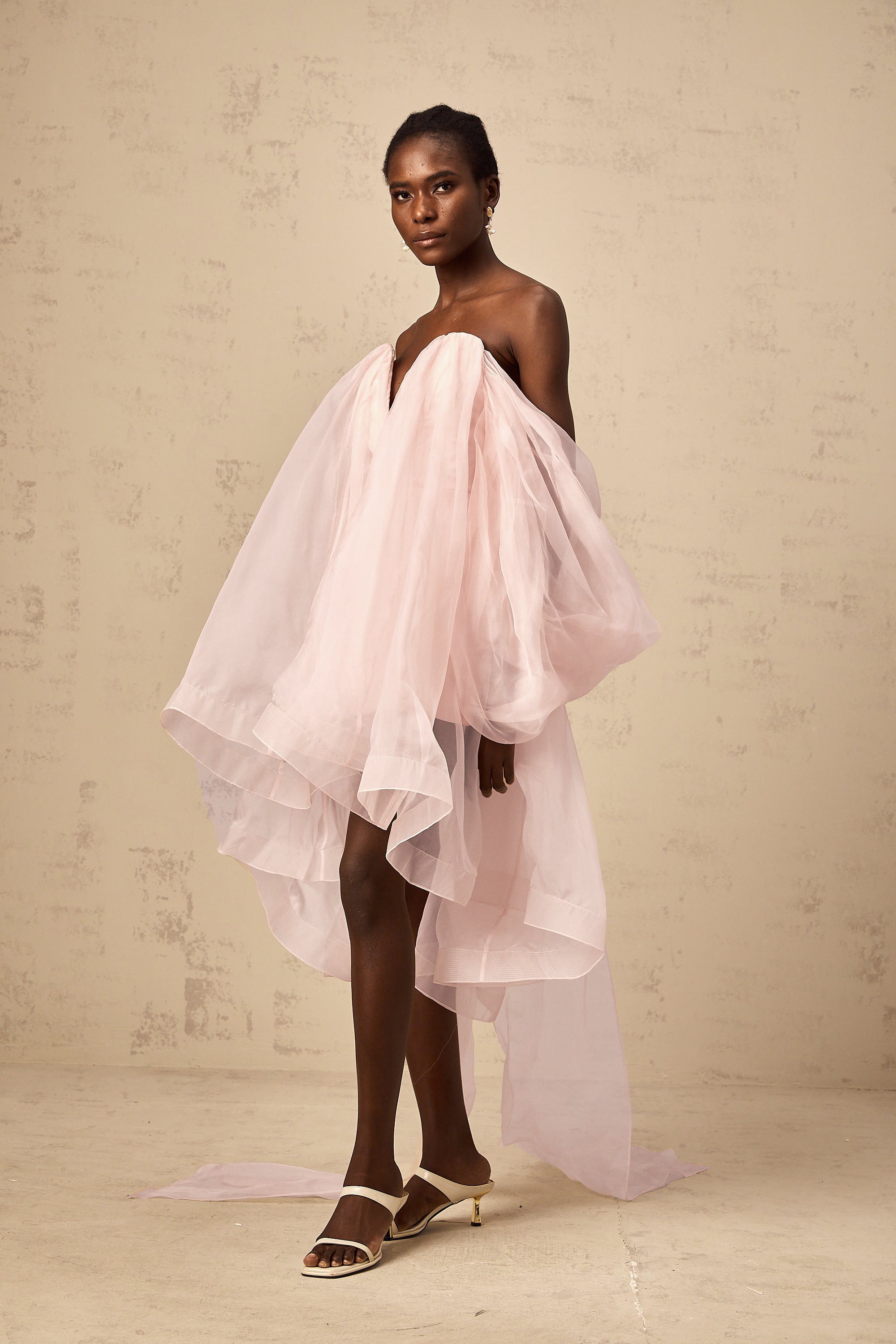 Élodie voluminöses Minikleid mit Schleifendetail