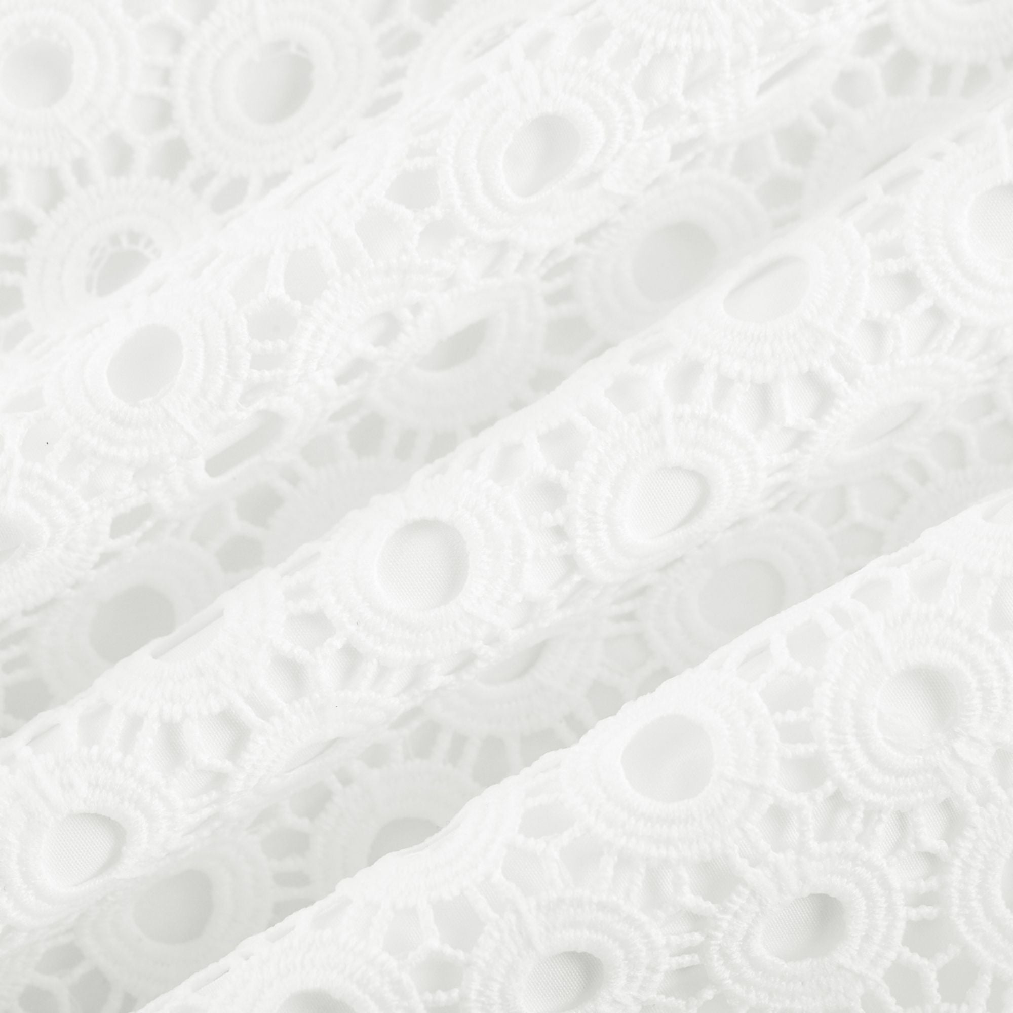 طقم بلوزة وشورت متناسقان بقصّة زهور الكالا الاصطناعية