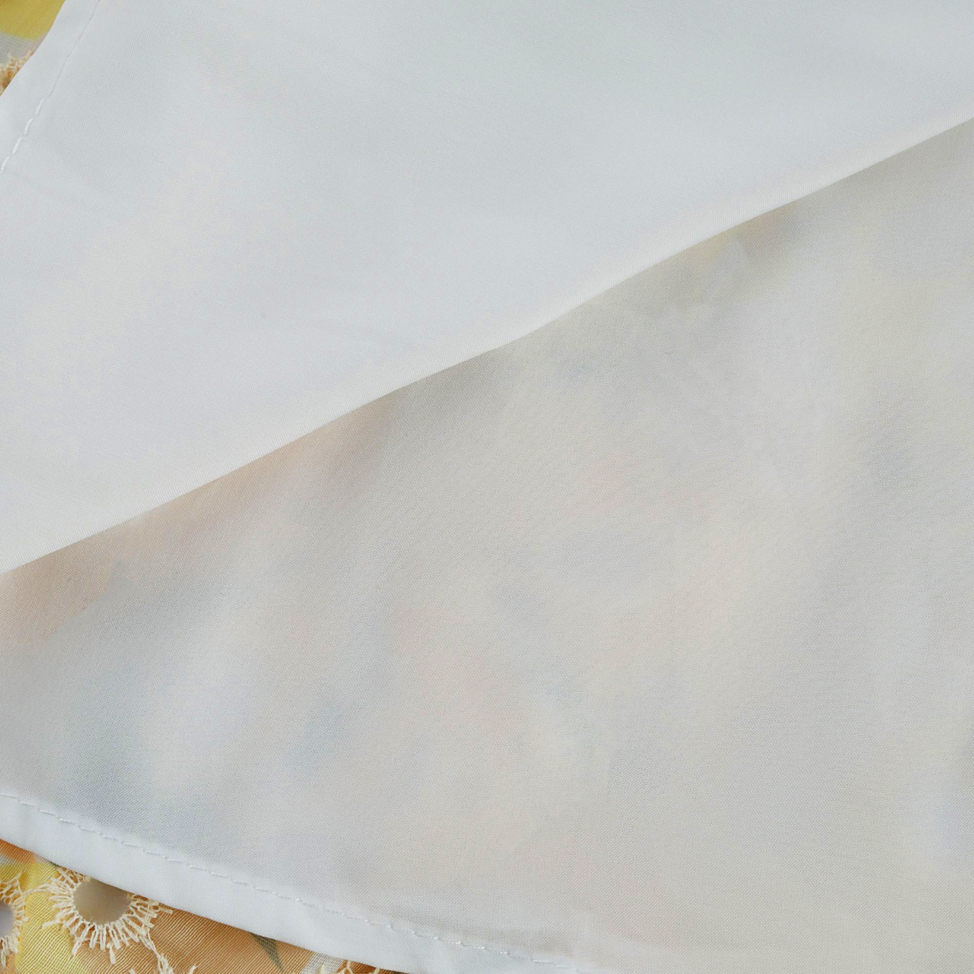 Clémence Midikleid mit Blumendruck und Cut-outs