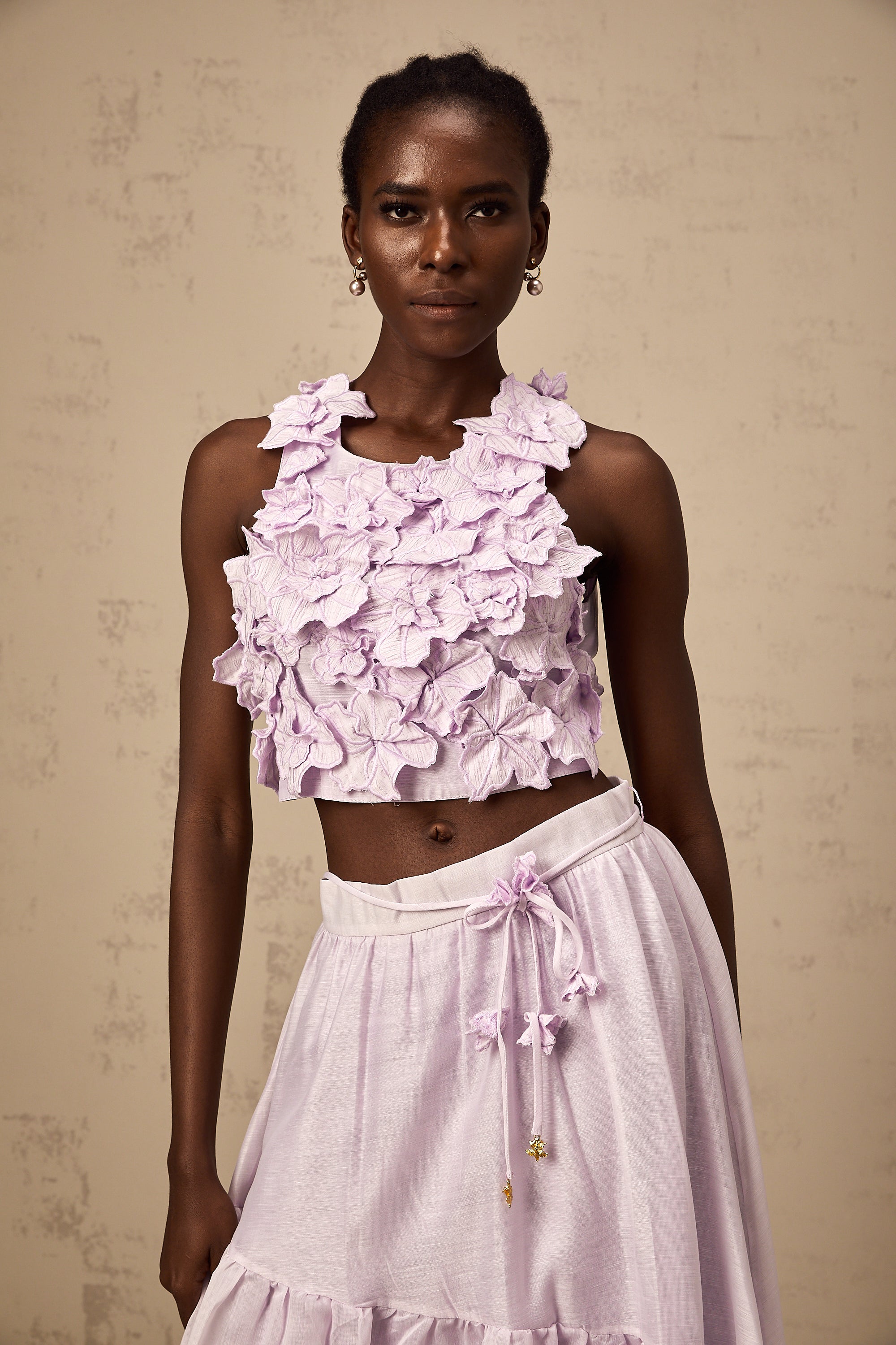 طقم Eléa من بلوزة وتنورة متناسقة بنقشة زهور صناعية باللون الأرجواني