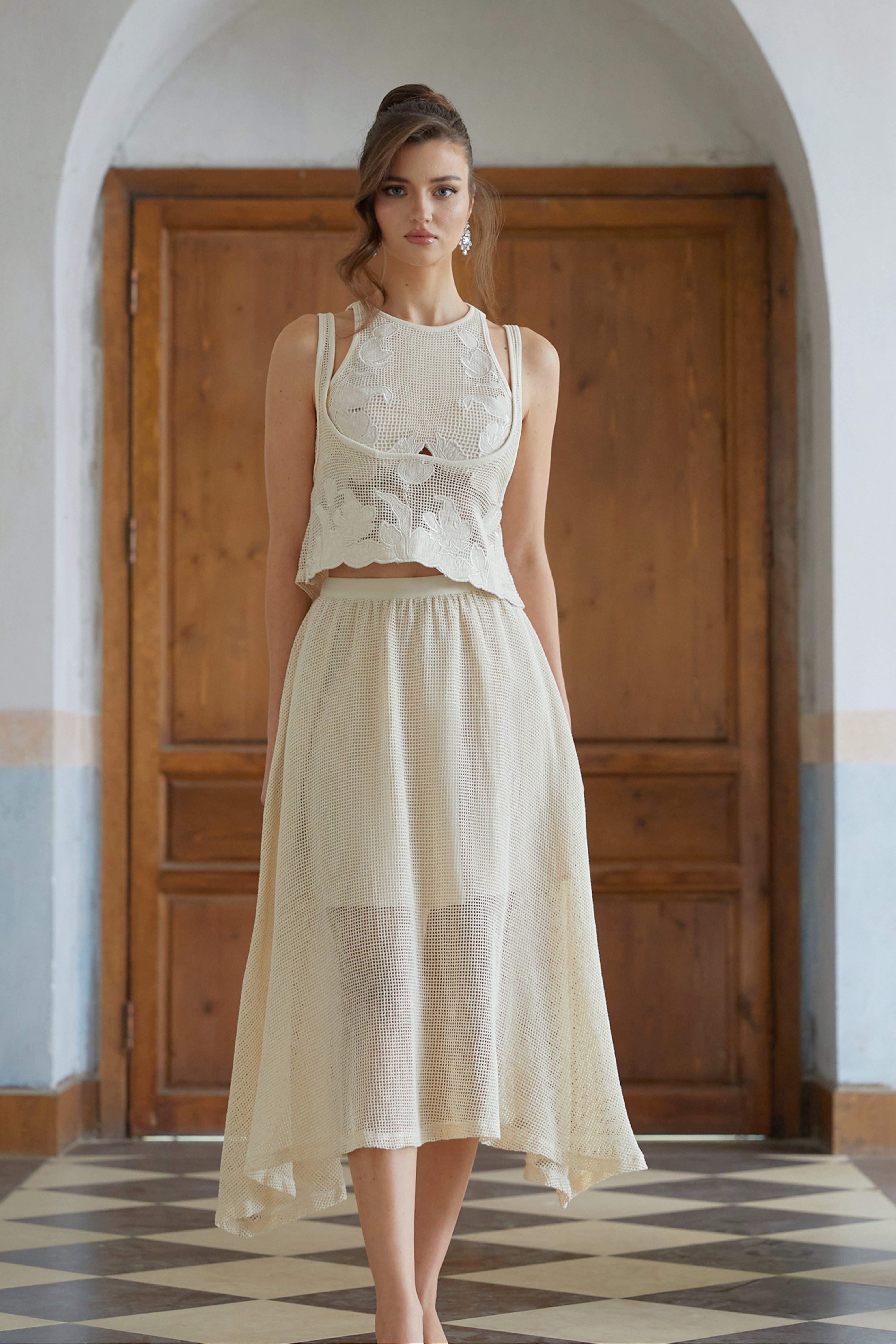 طقم آوفي المكون من ثلاث قطع، بتصميم زهور كروشيه محايد الألوان