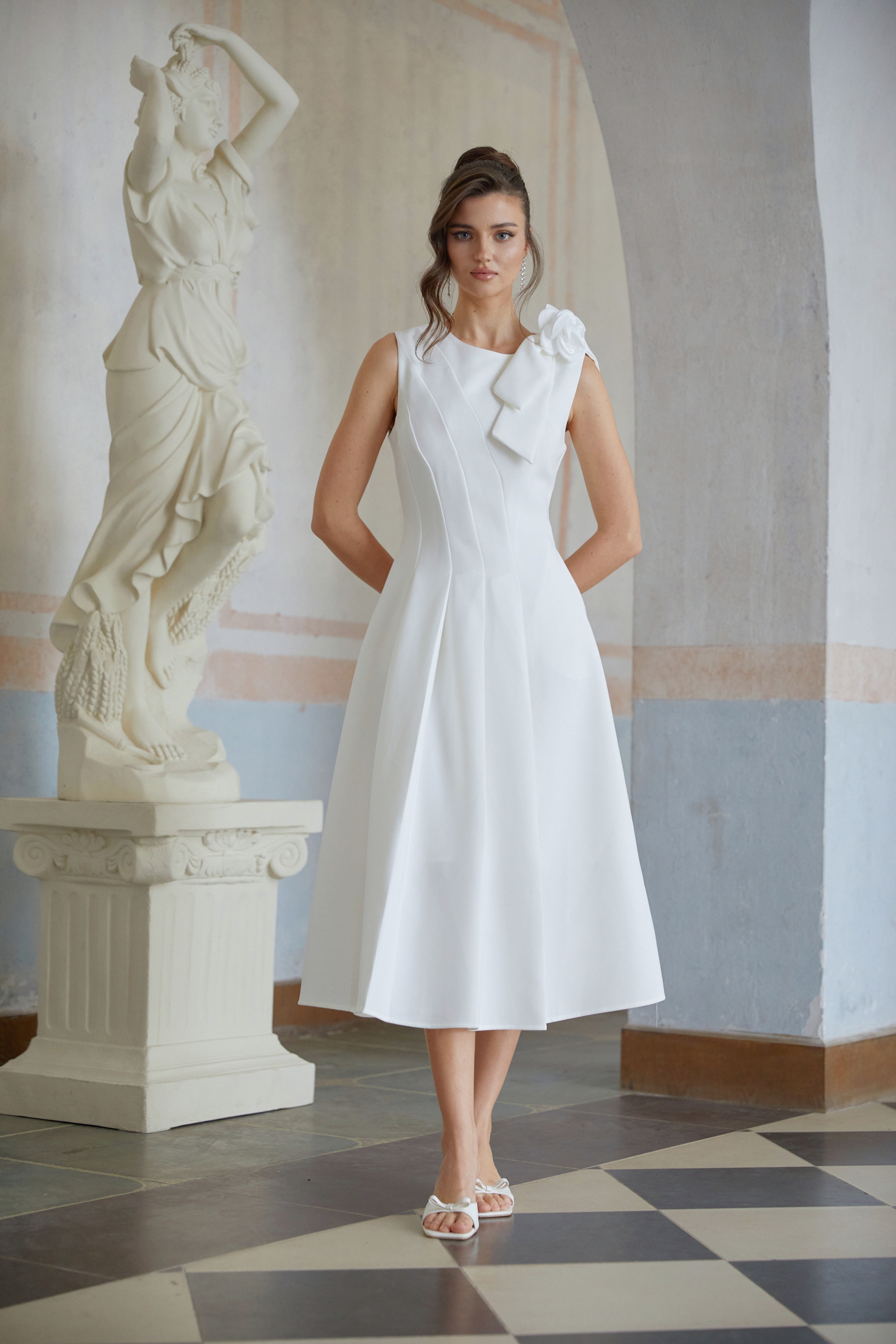 Bryndis White Pleated Floral Midi Dress