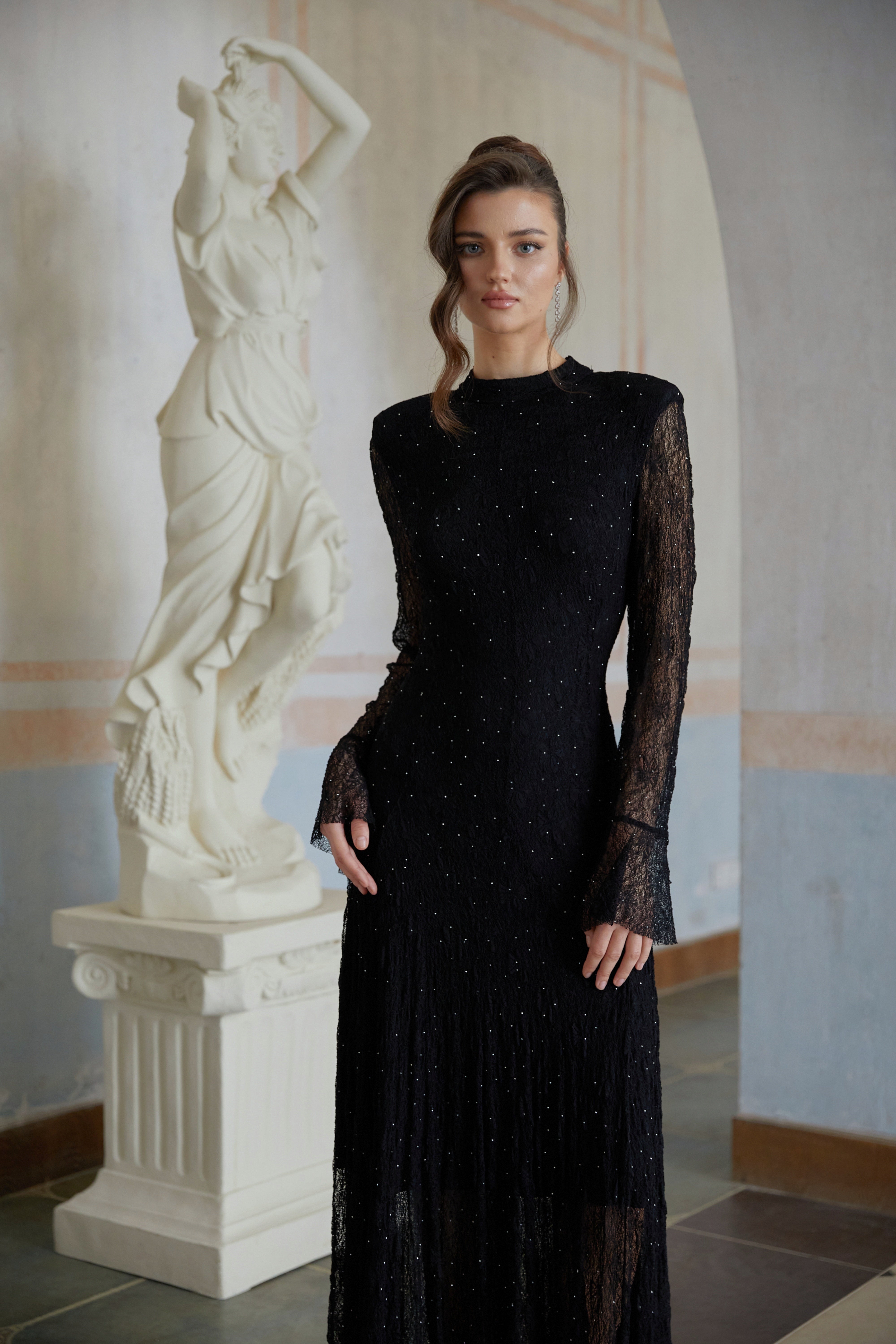 Justyna Rotes Strassbesetztes Guipure-Spitzen-Maxikleid