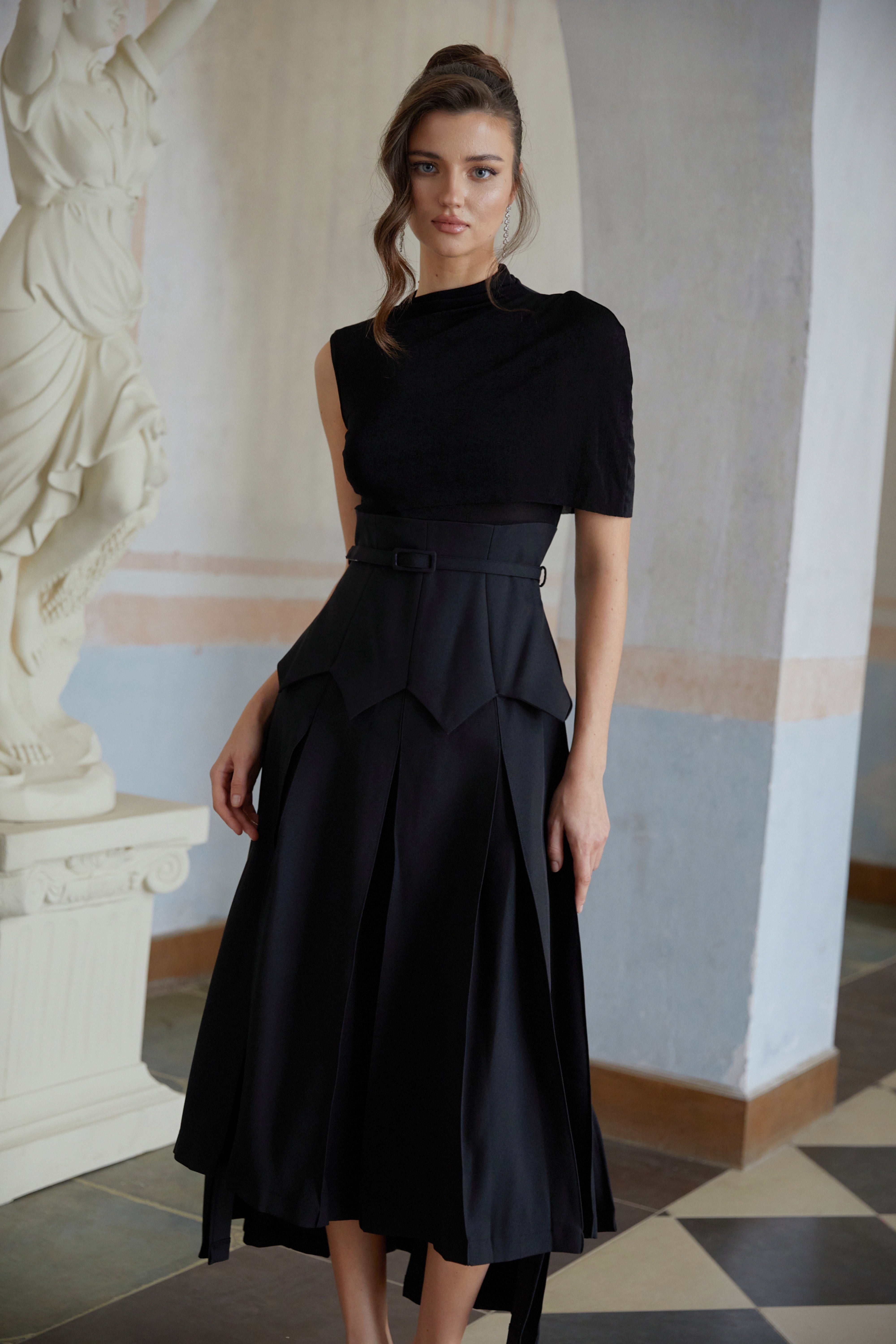 Éabha Black Asymmetrical Shawl Layered Midi Dress