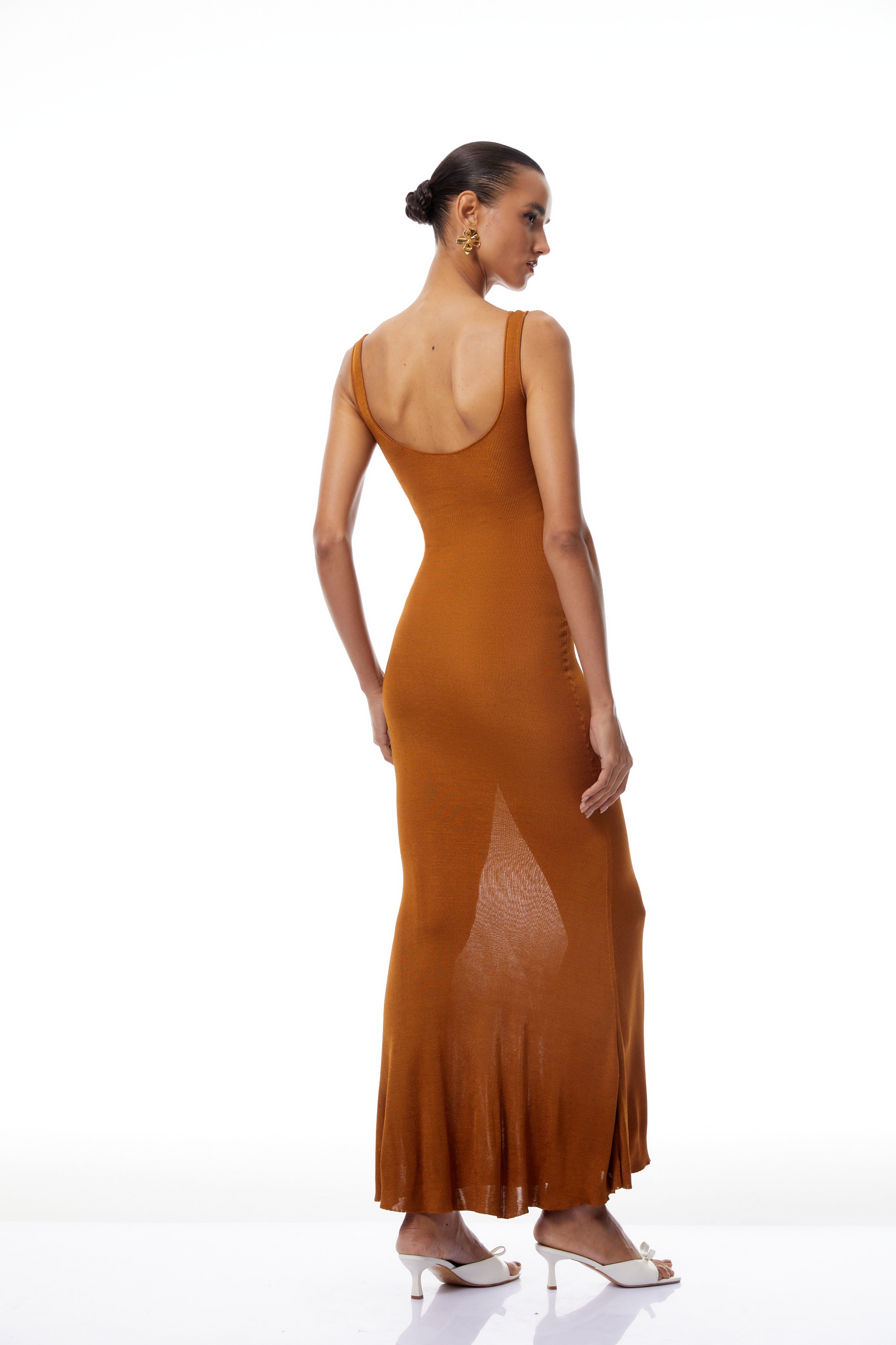 Bérénice Brown Fitted Knit Maxi Dress