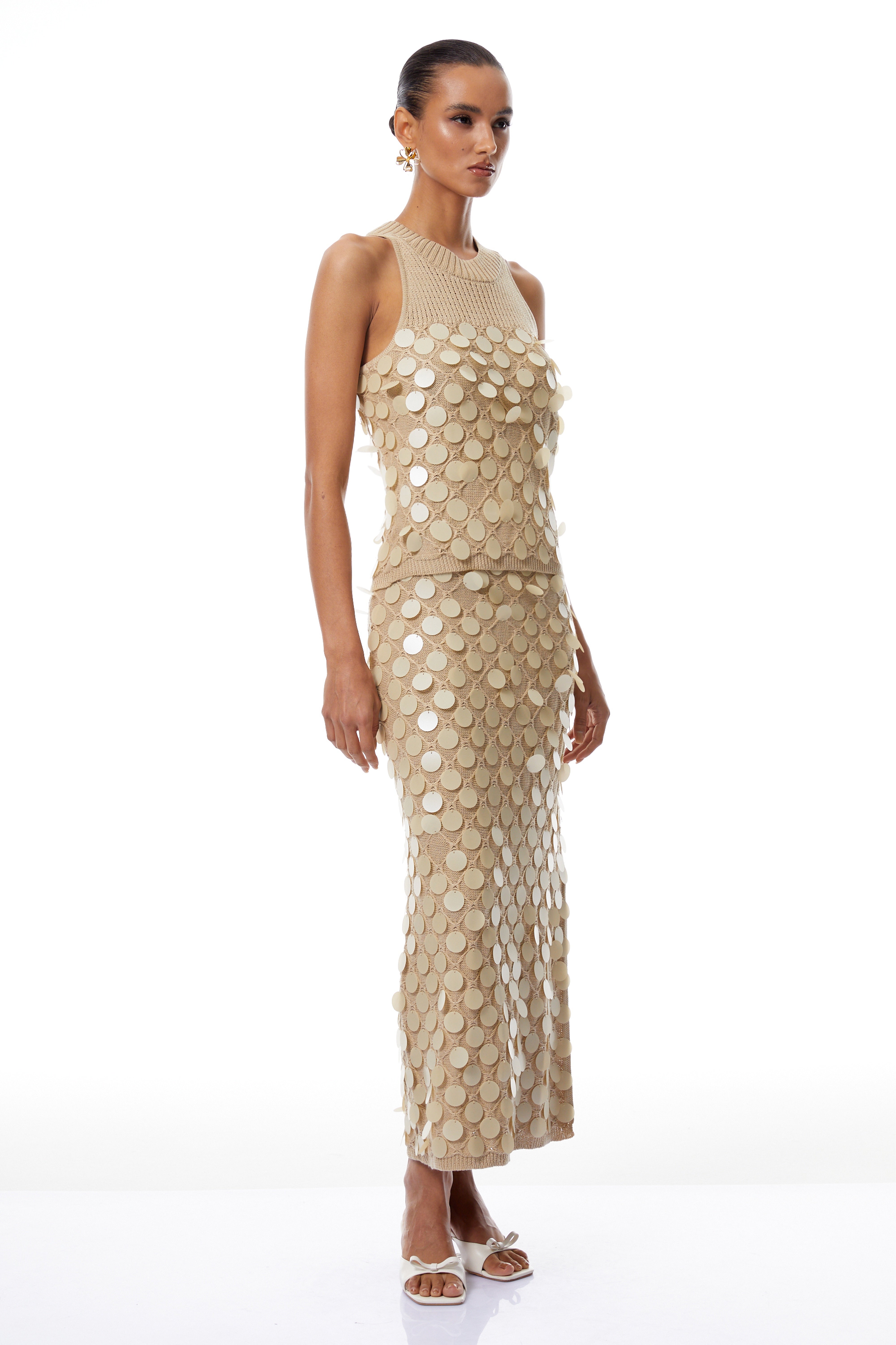 مجموعة فينسينزا من سلاسل الترتر المحايدة المحبوكة