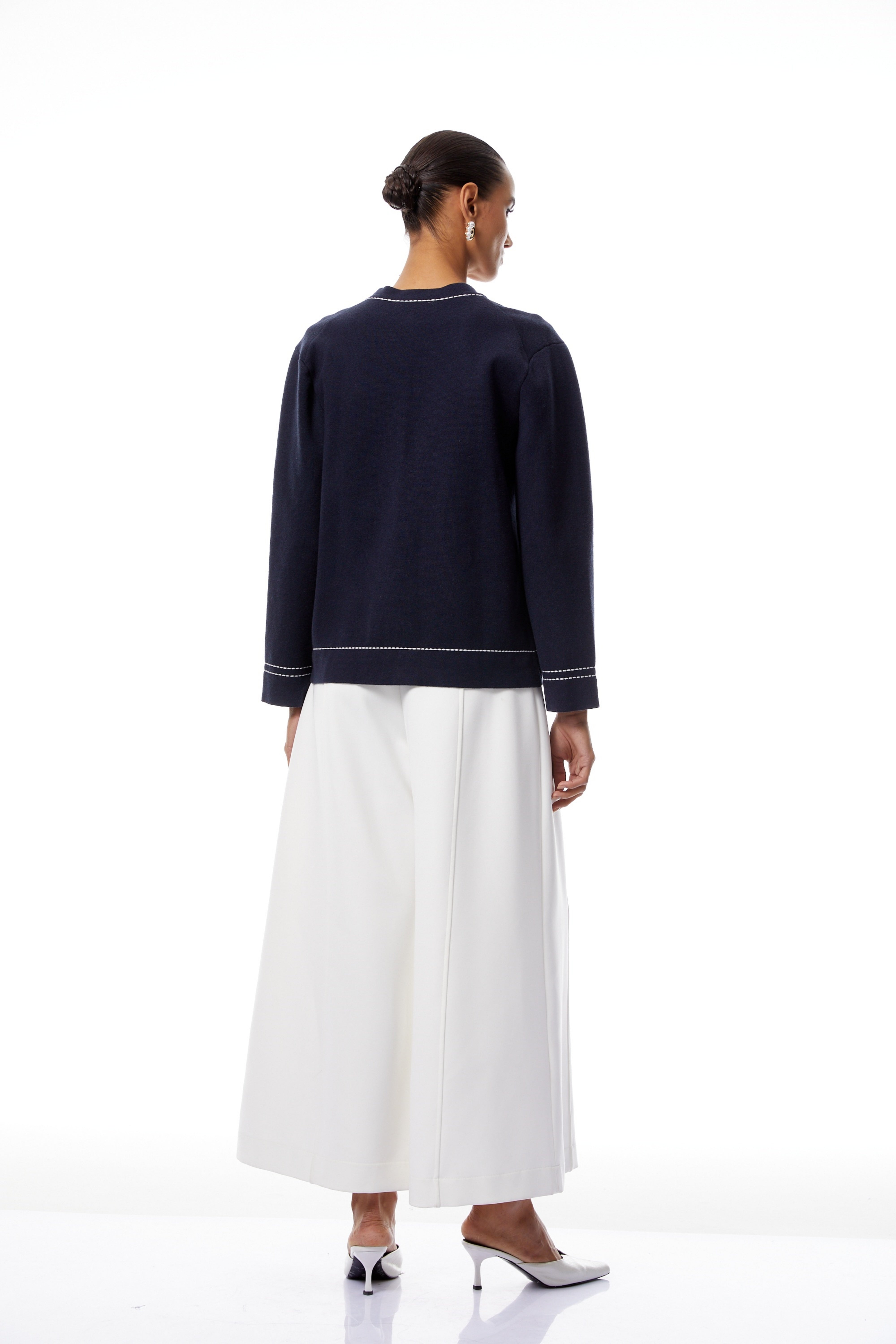 Margaux Blue Cardigan mit Kontrastnähten