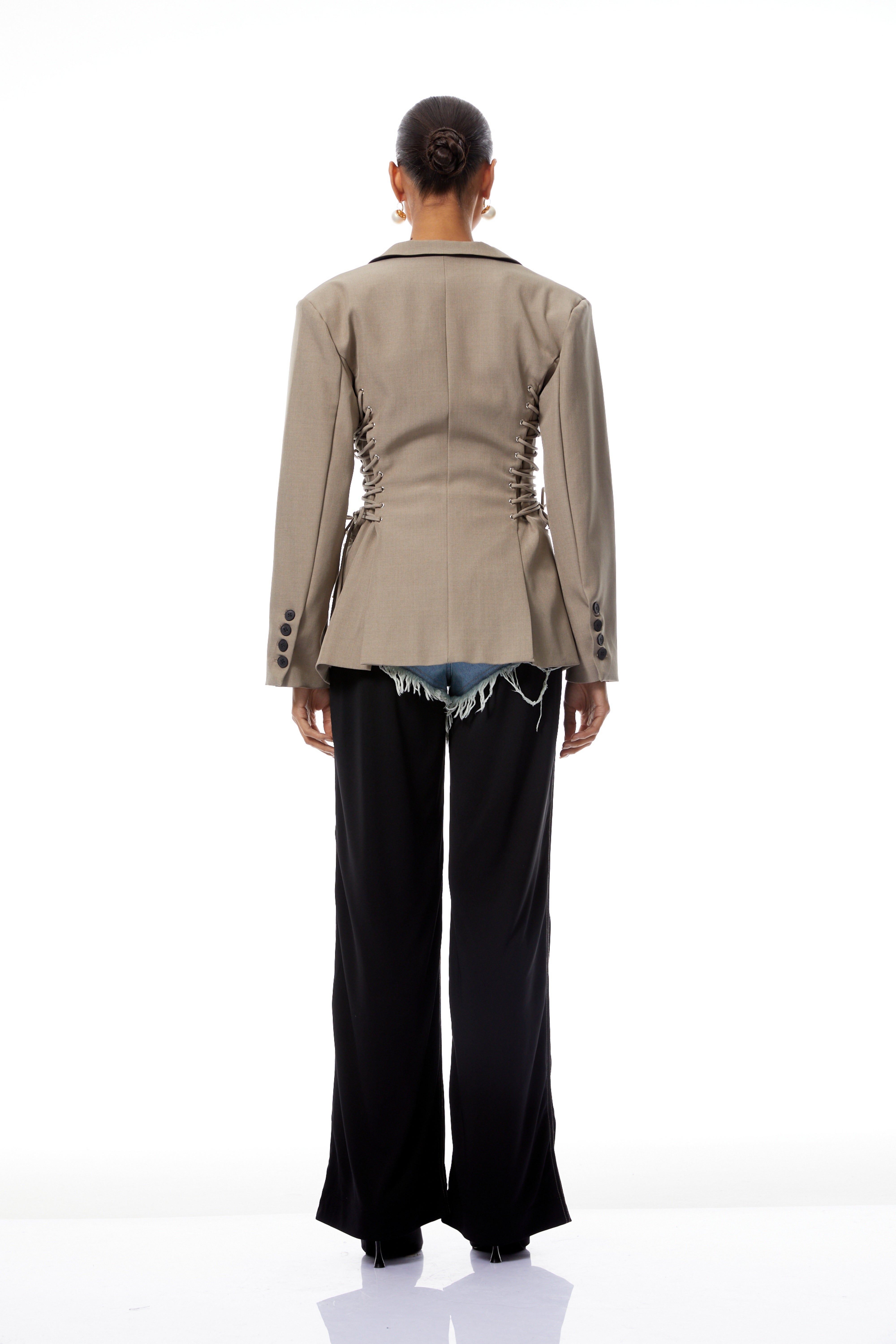 سترة إيليان جراي برباط وصدرية واحدة