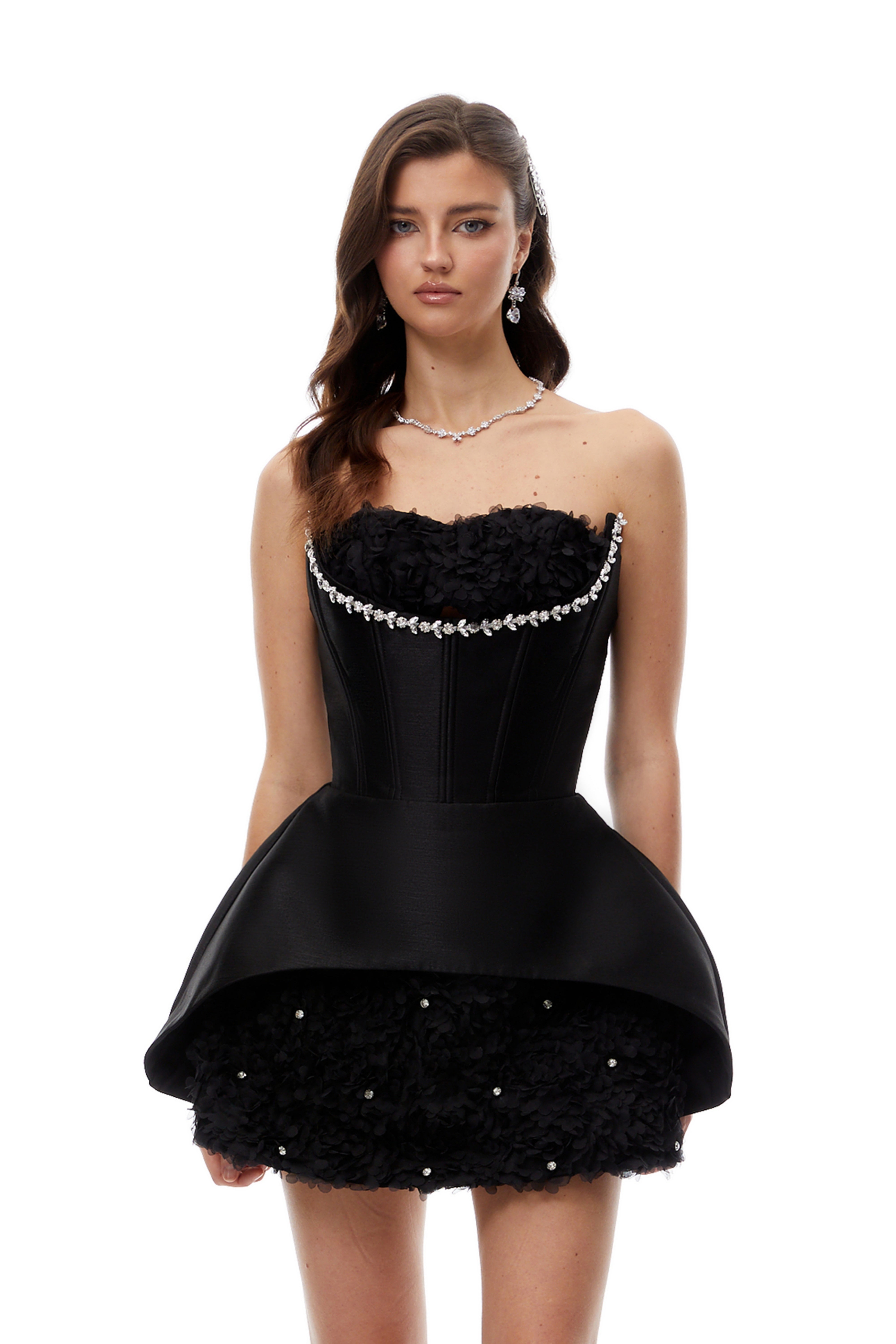 قميص فرناندي الأبيض المزين بلوحة شبكية من أحجار الراين