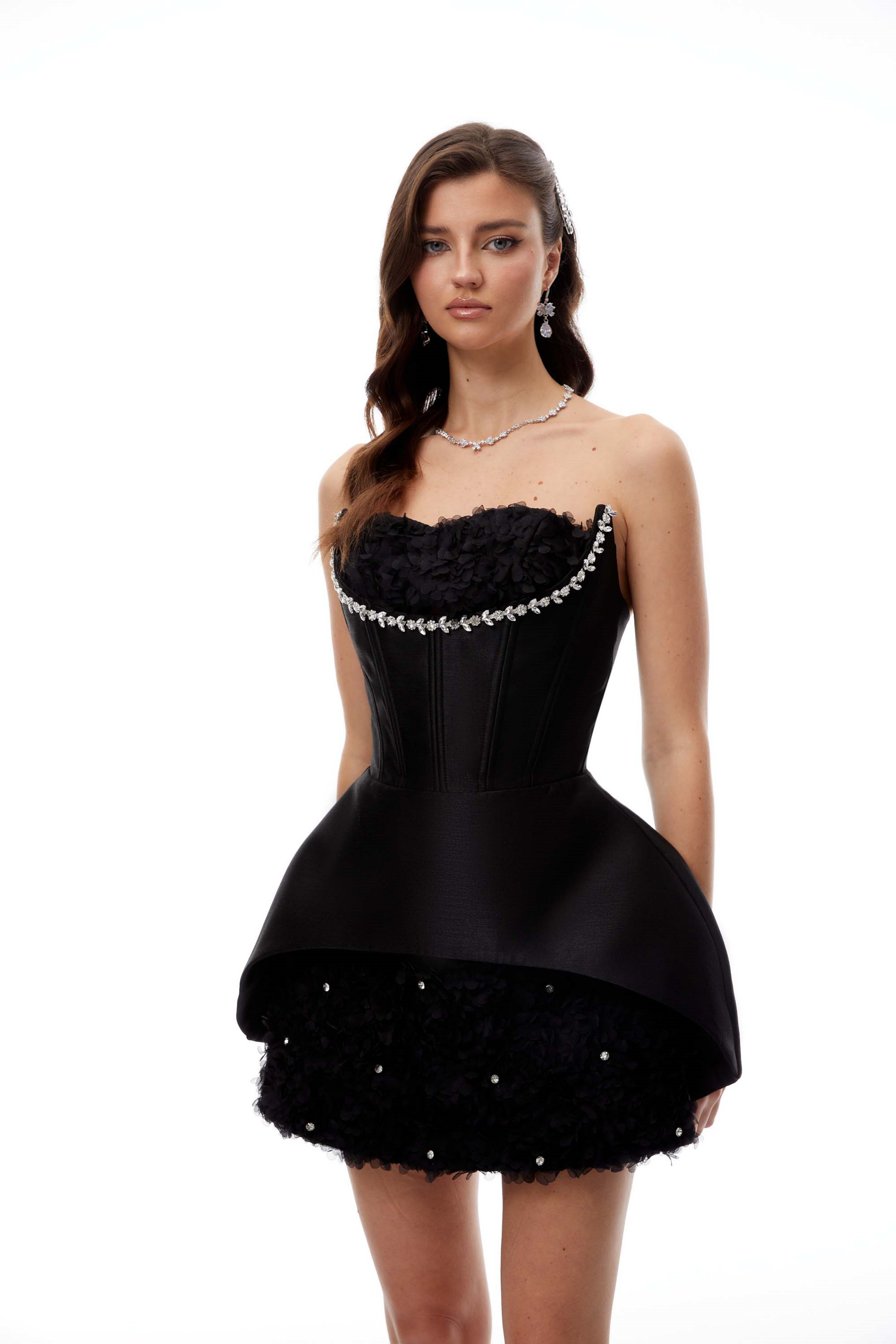 قميص فرناندي الأبيض المزين بلوحة شبكية من أحجار الراين