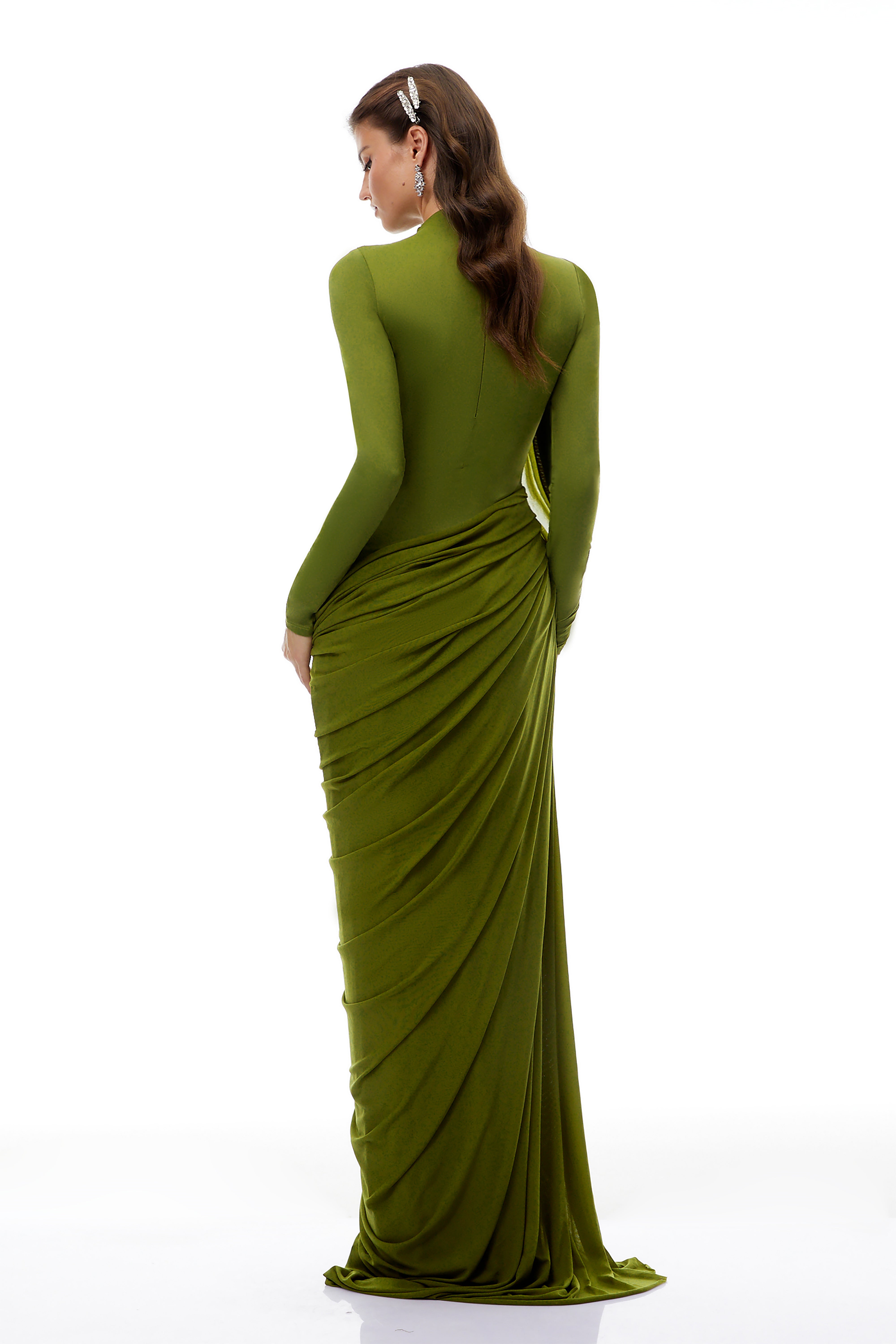 Arlette Grünes asymmetrisches gerafftes Maxikleid