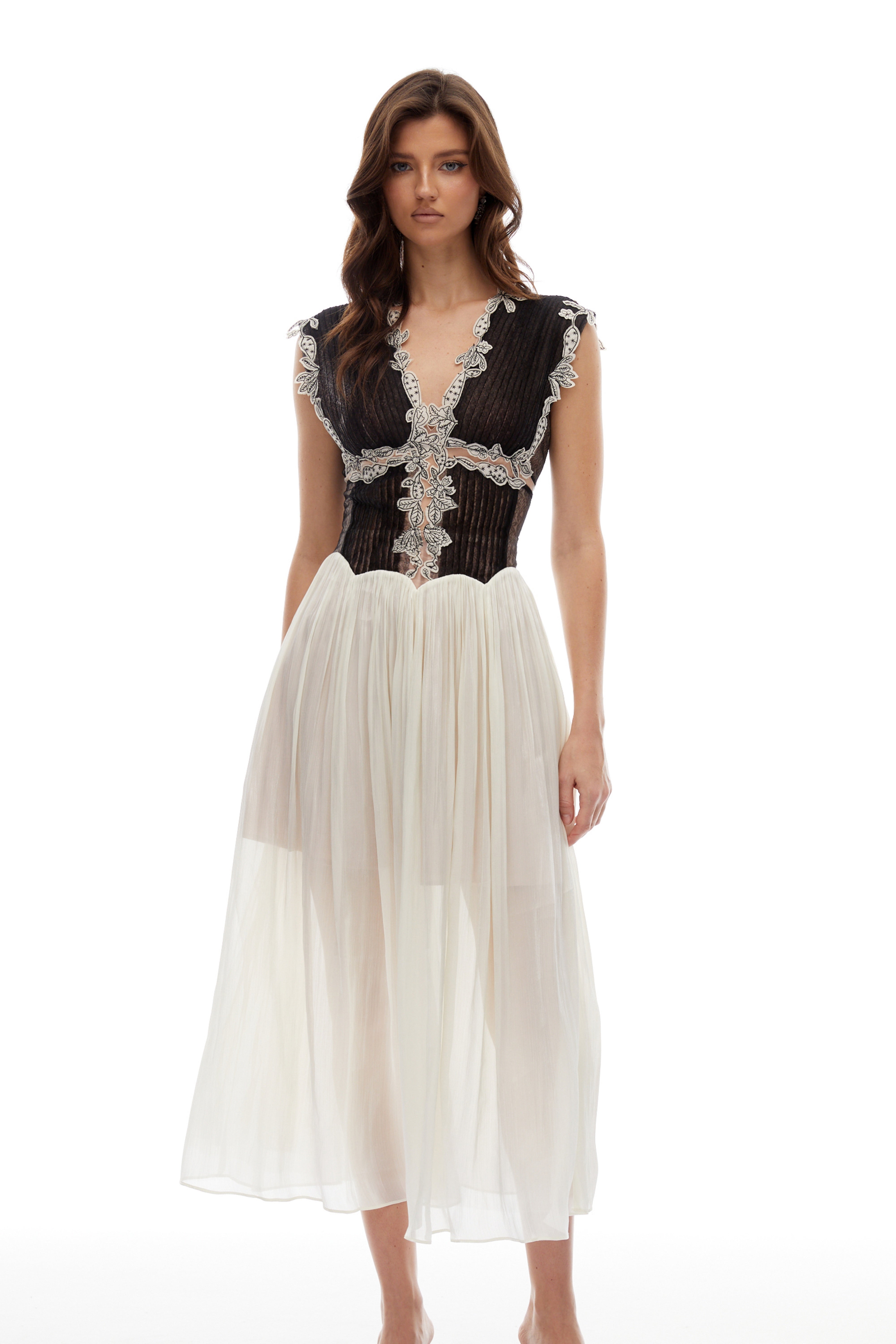 Modesty Color Block Floral Appliqué Midi Dress