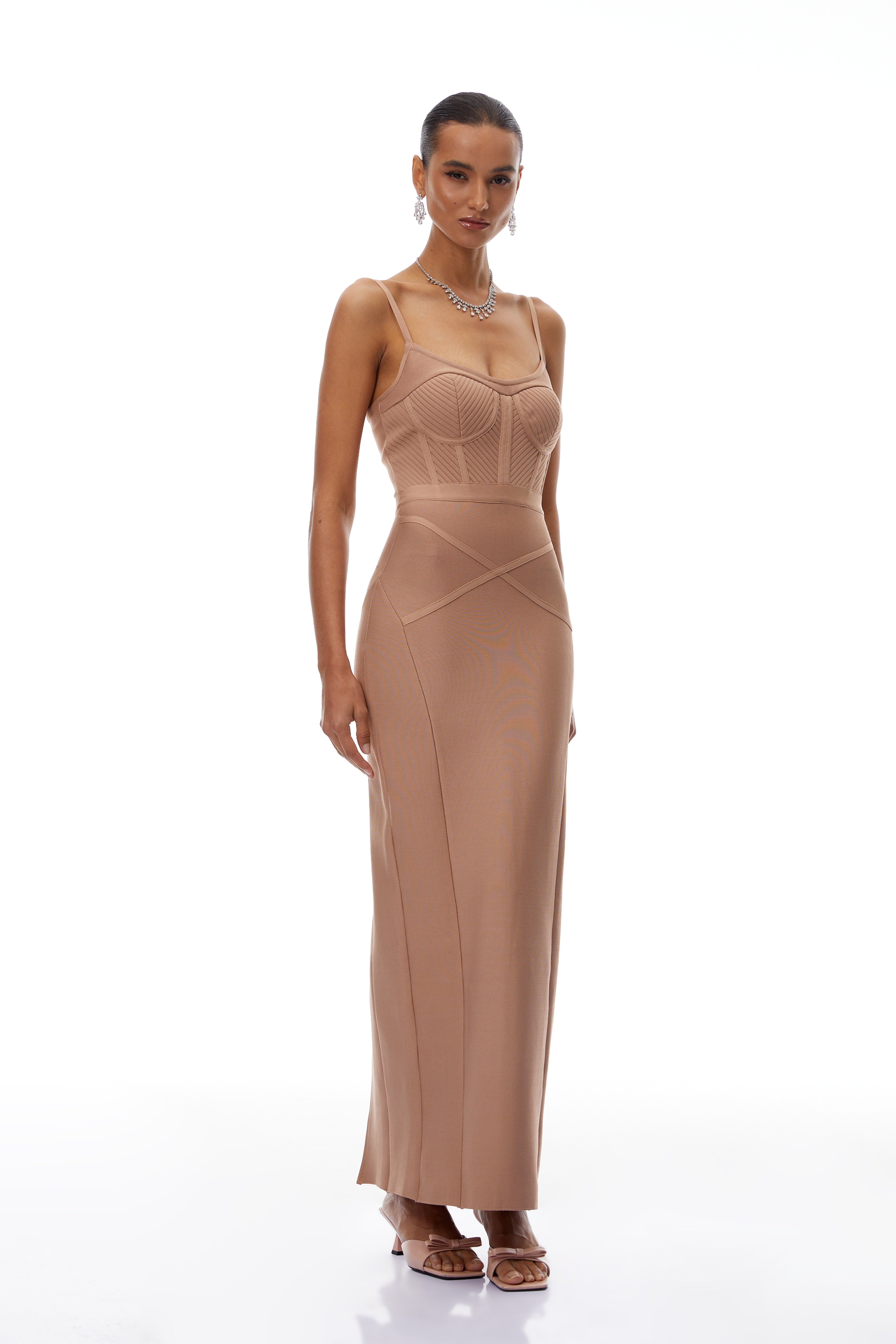 Lara Neutrals Korsett-Bandagen-Maxikleid