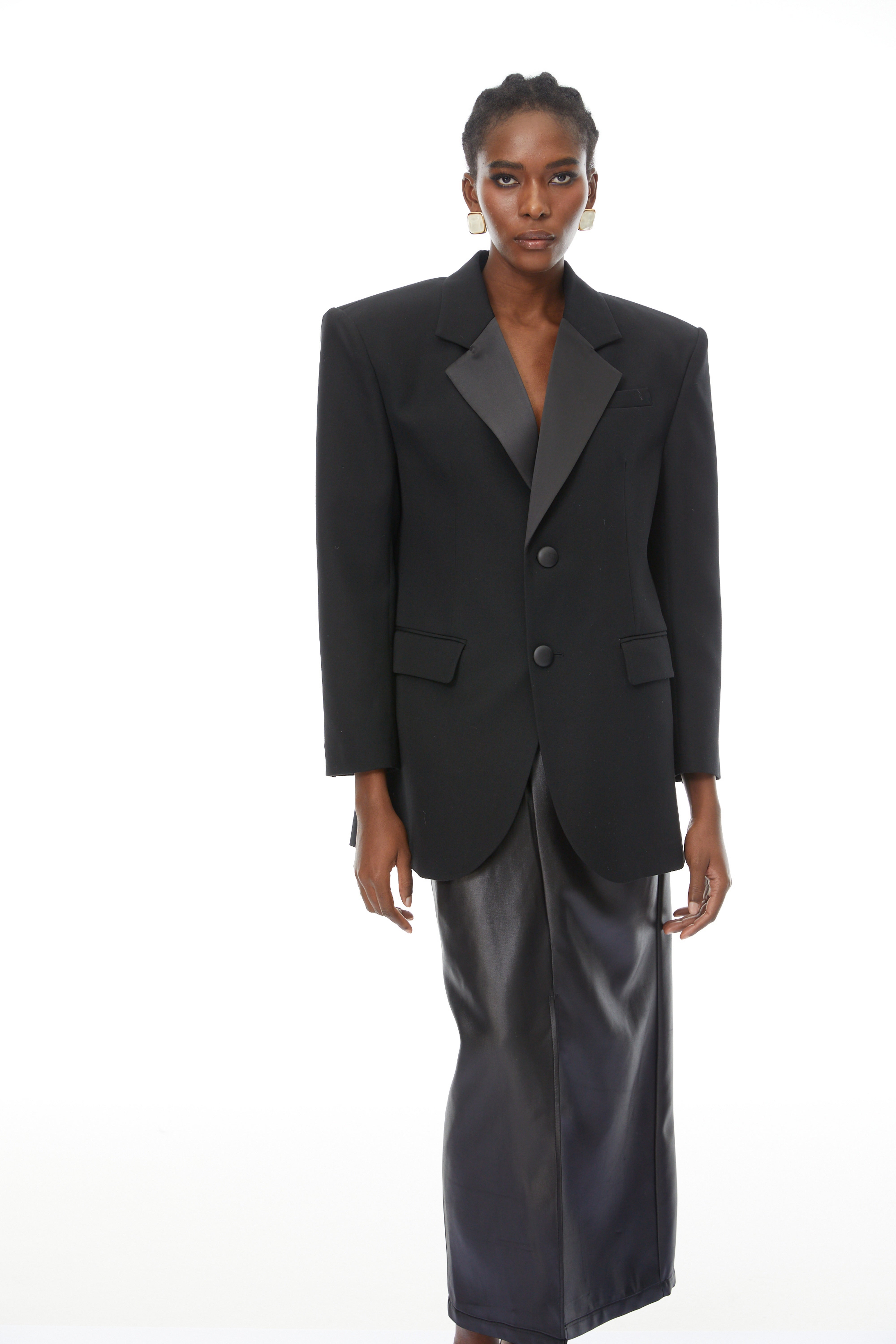 Simona Black Lapel Single-Breasted Blazer